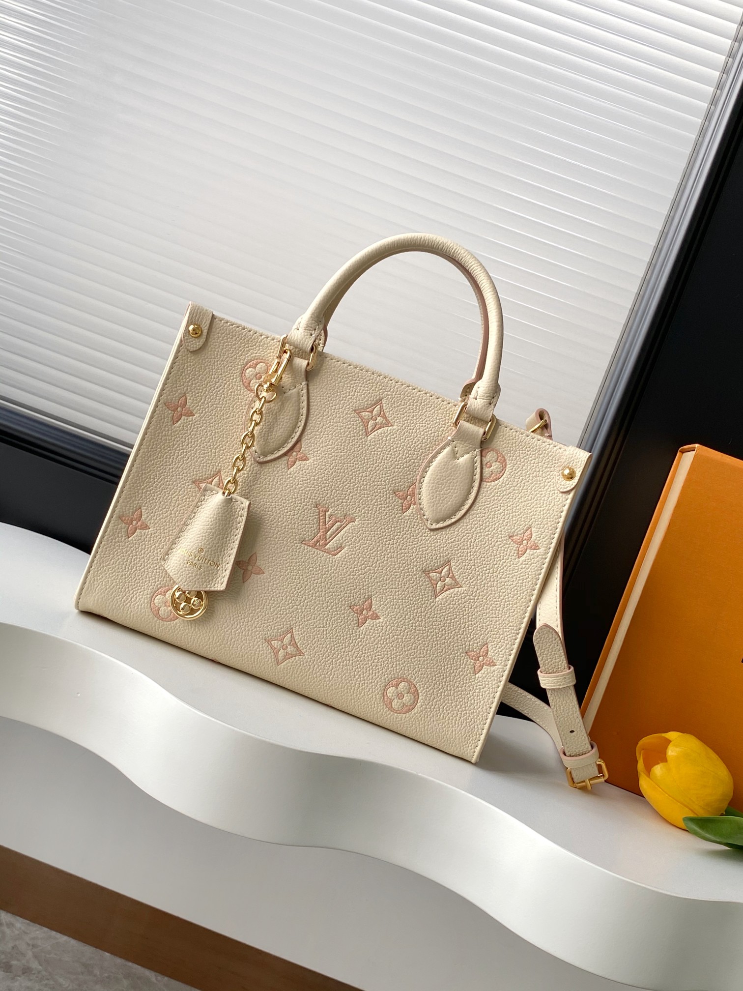 BAG ルイヴィトン オンサゴーPM エデン アンプラント バッグ