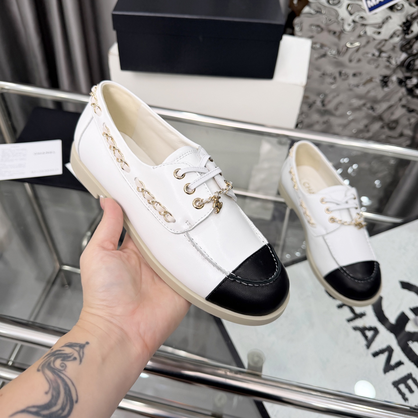 靴 シャネル Shoes フラットシューズ レディース