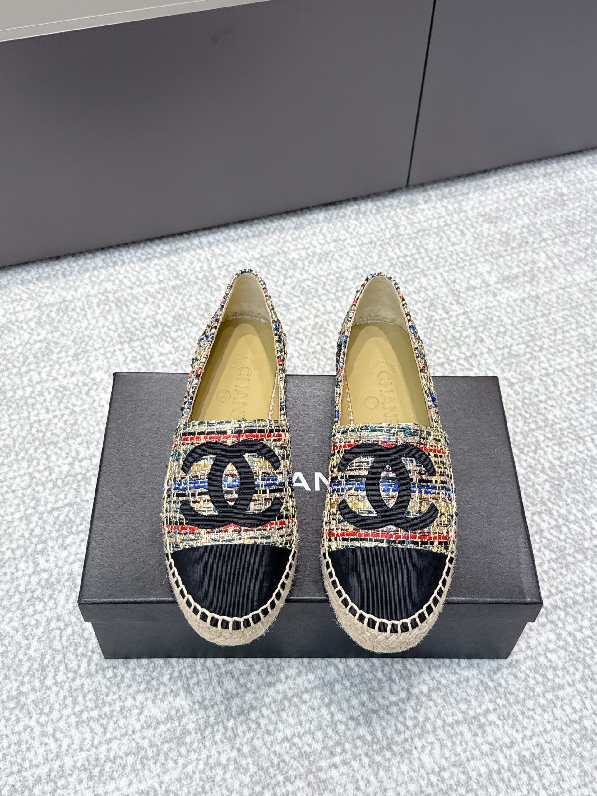 靴 シャネル Shoes フラットシューズ レディース