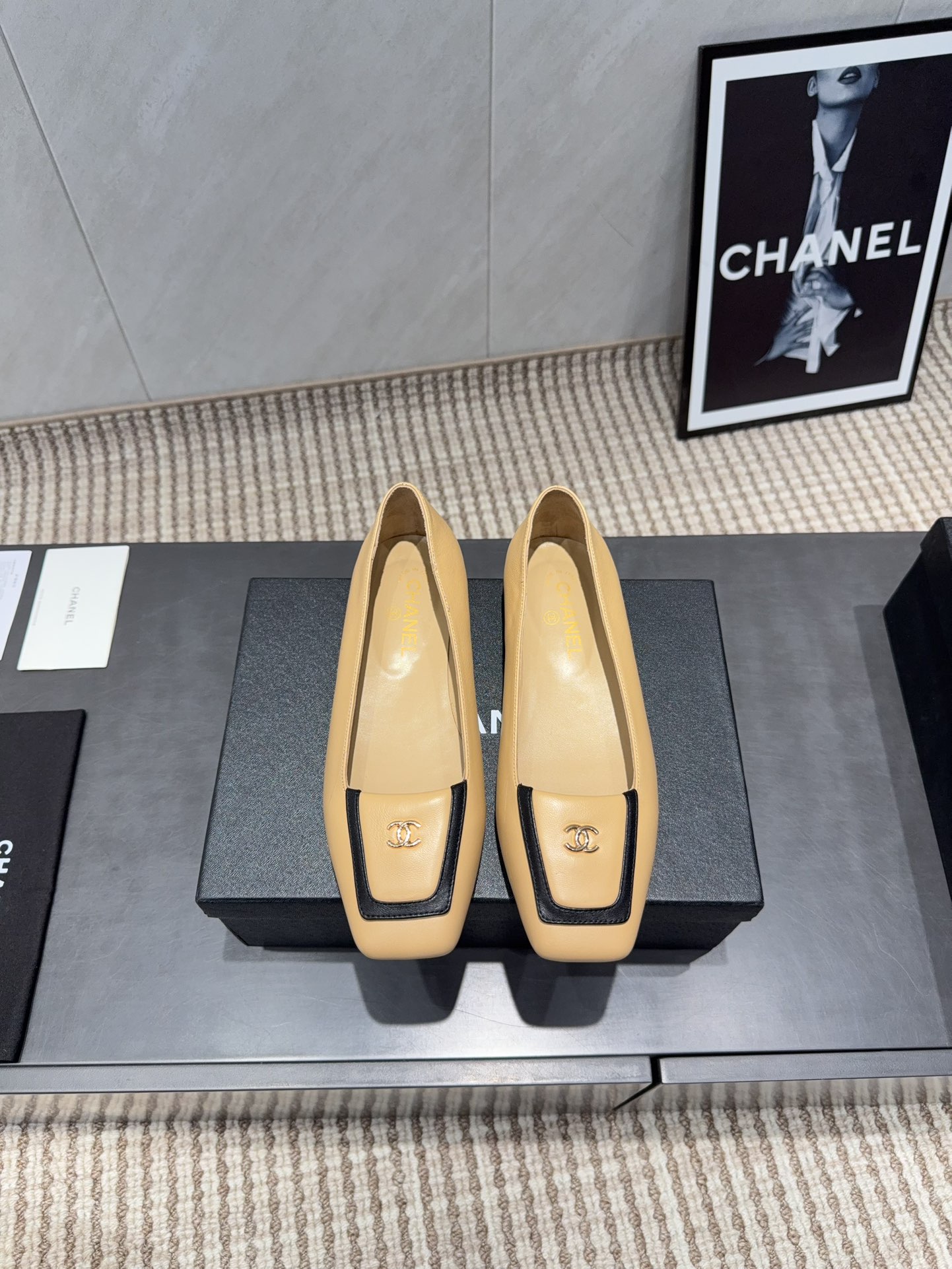 靴 シャネル Shoes フラットシューズ レディース