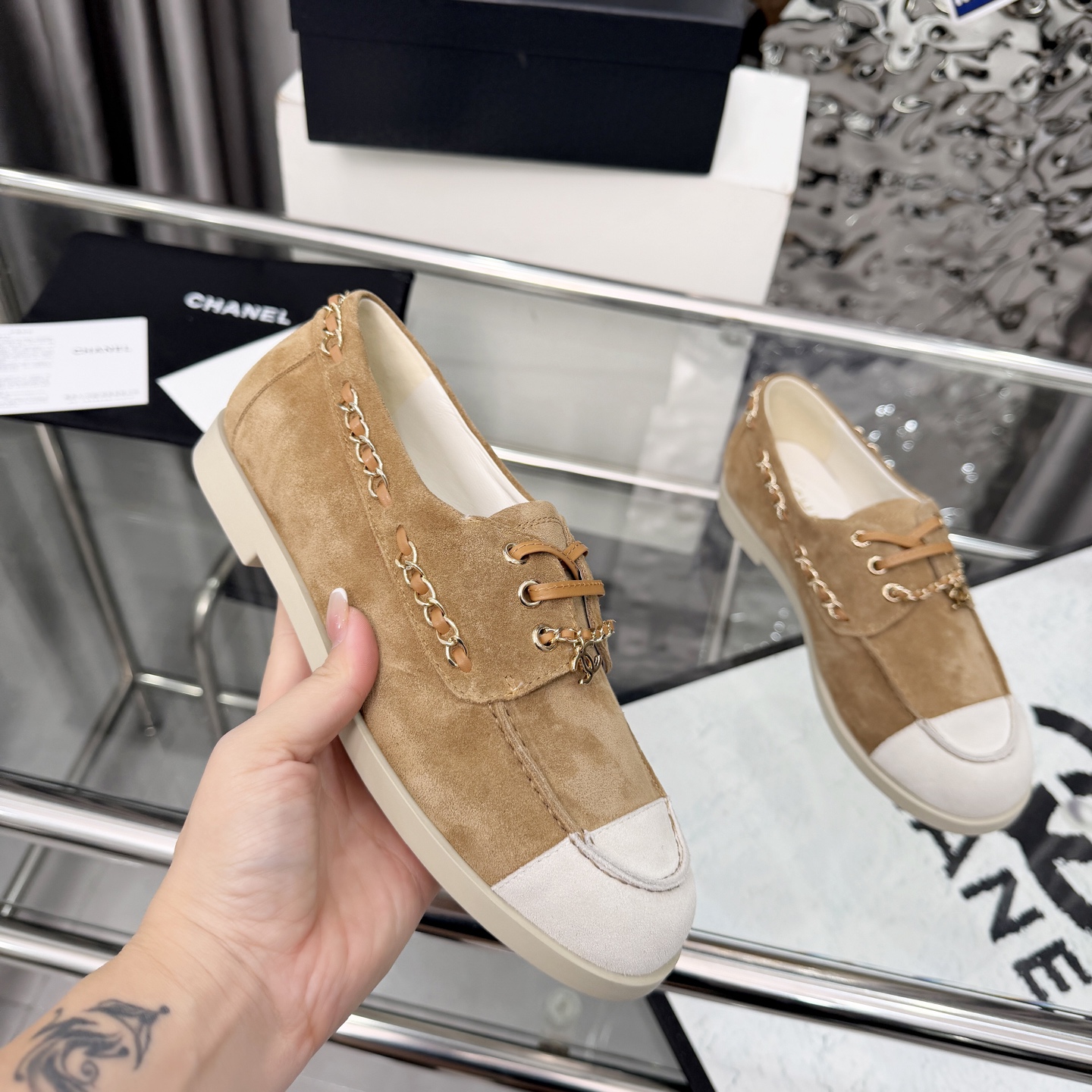 靴 シャネル Shoes フラットシューズ レディース