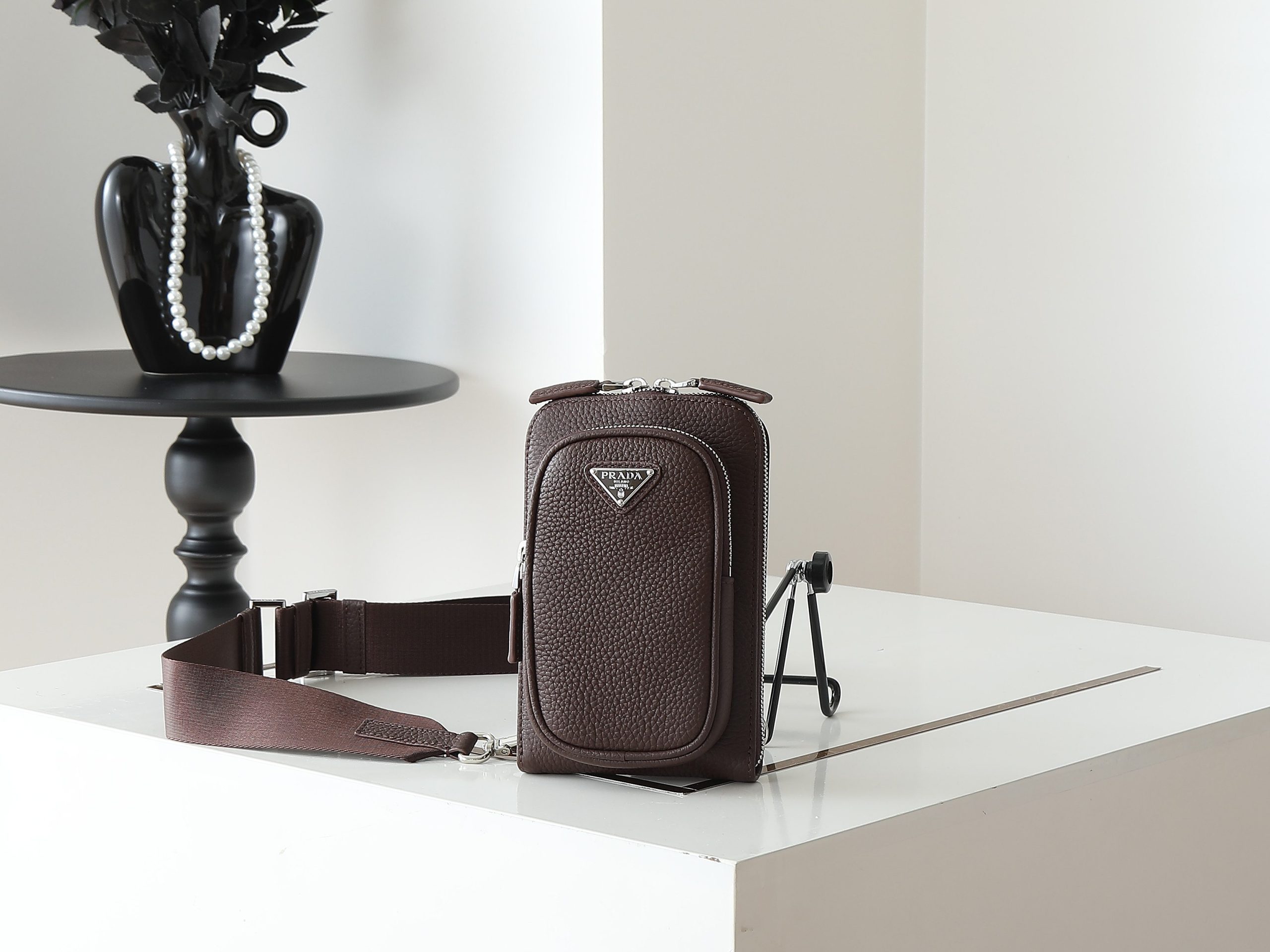 BAG プラダ バッグ 鞄 カバン ショルダーバッグ 2511