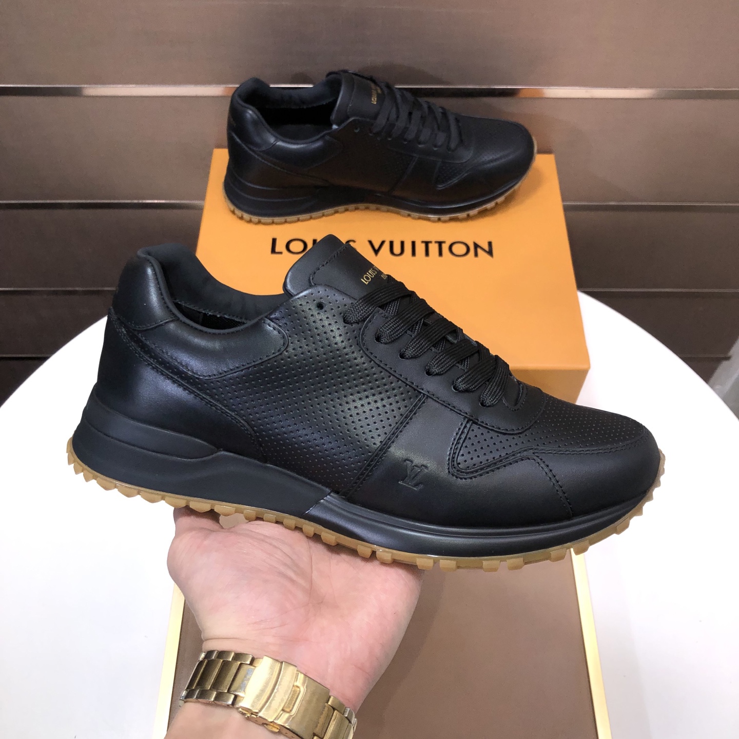 【新品値下受付】 ルイヴィトン スニーカー/レースアップ メンズ