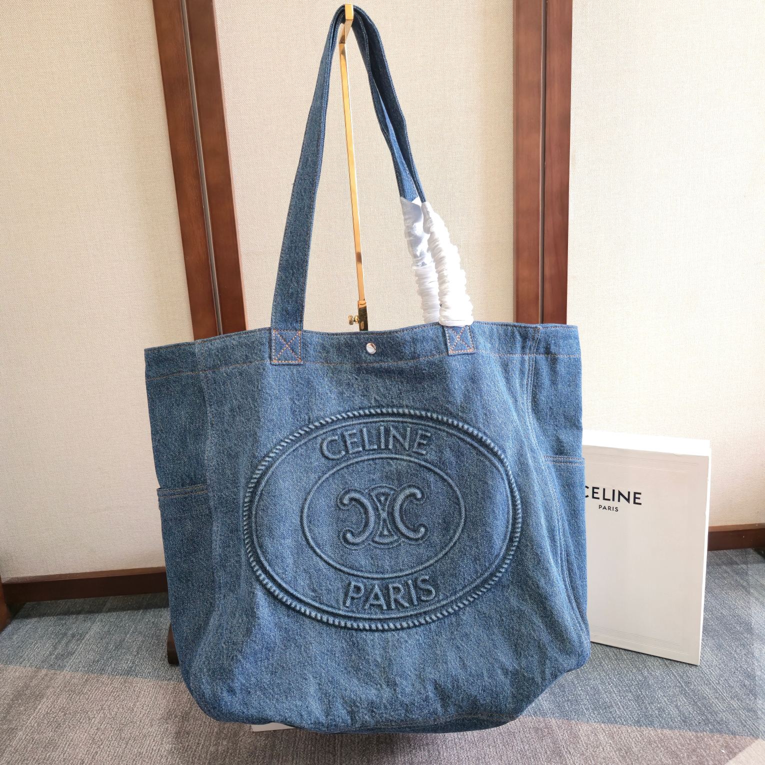 人気新作 セリーヌ? 鞄 カバン CABAS TOTE BAG