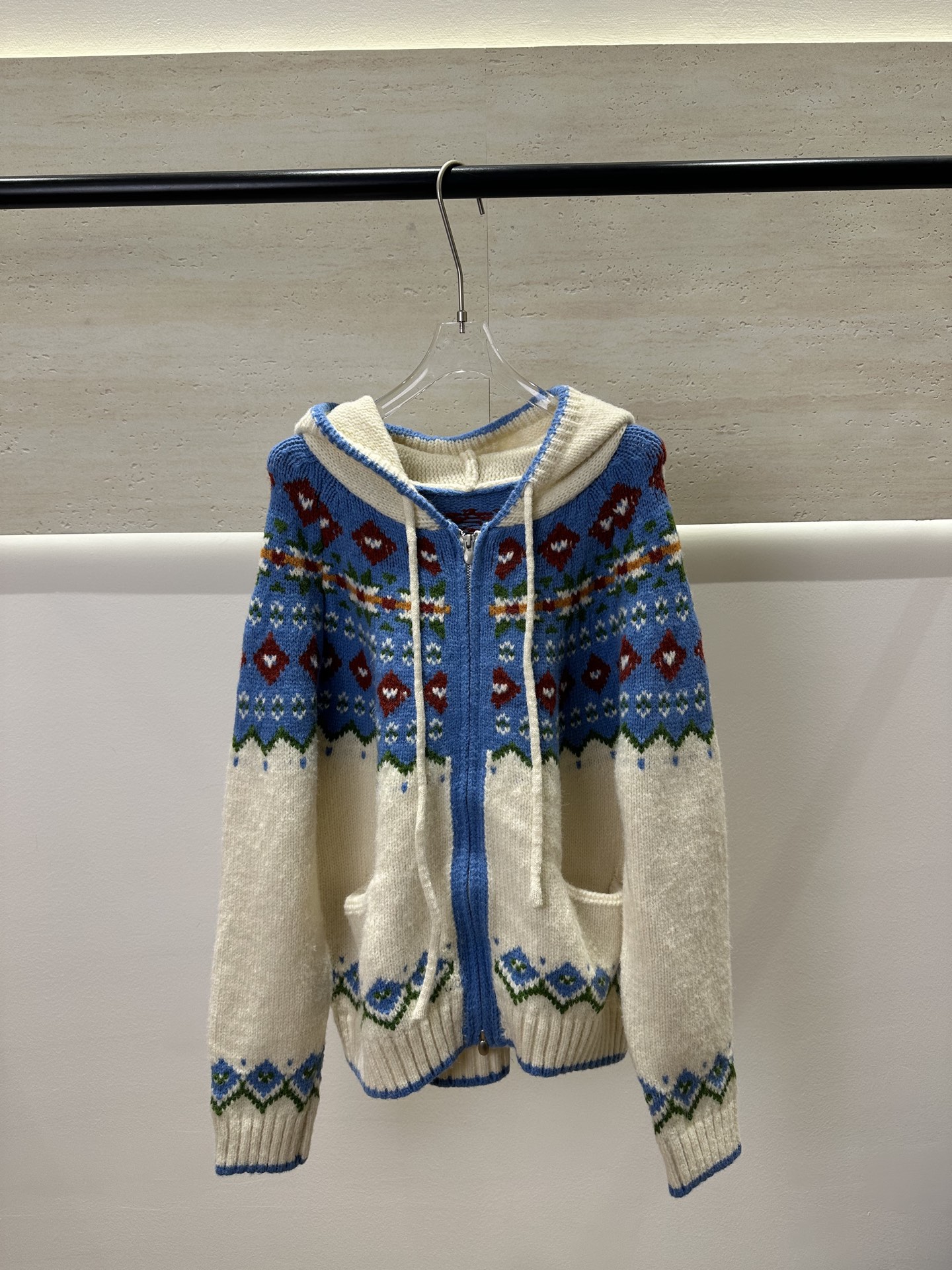 25SS秋冬 女性ミュウミュウ セーター トップス
