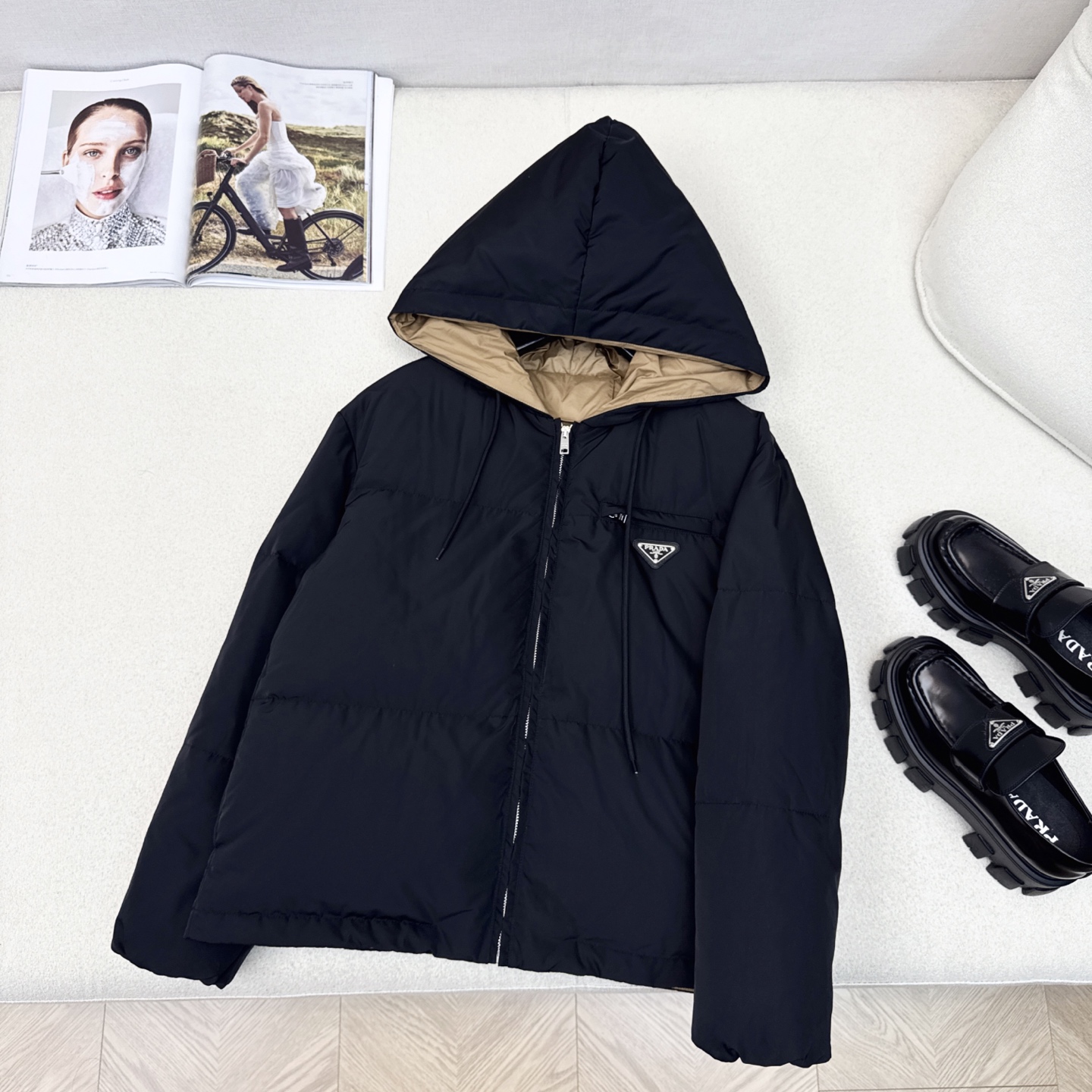 新作続々入荷中! 女性プラダ ダウンジャケットジャケット