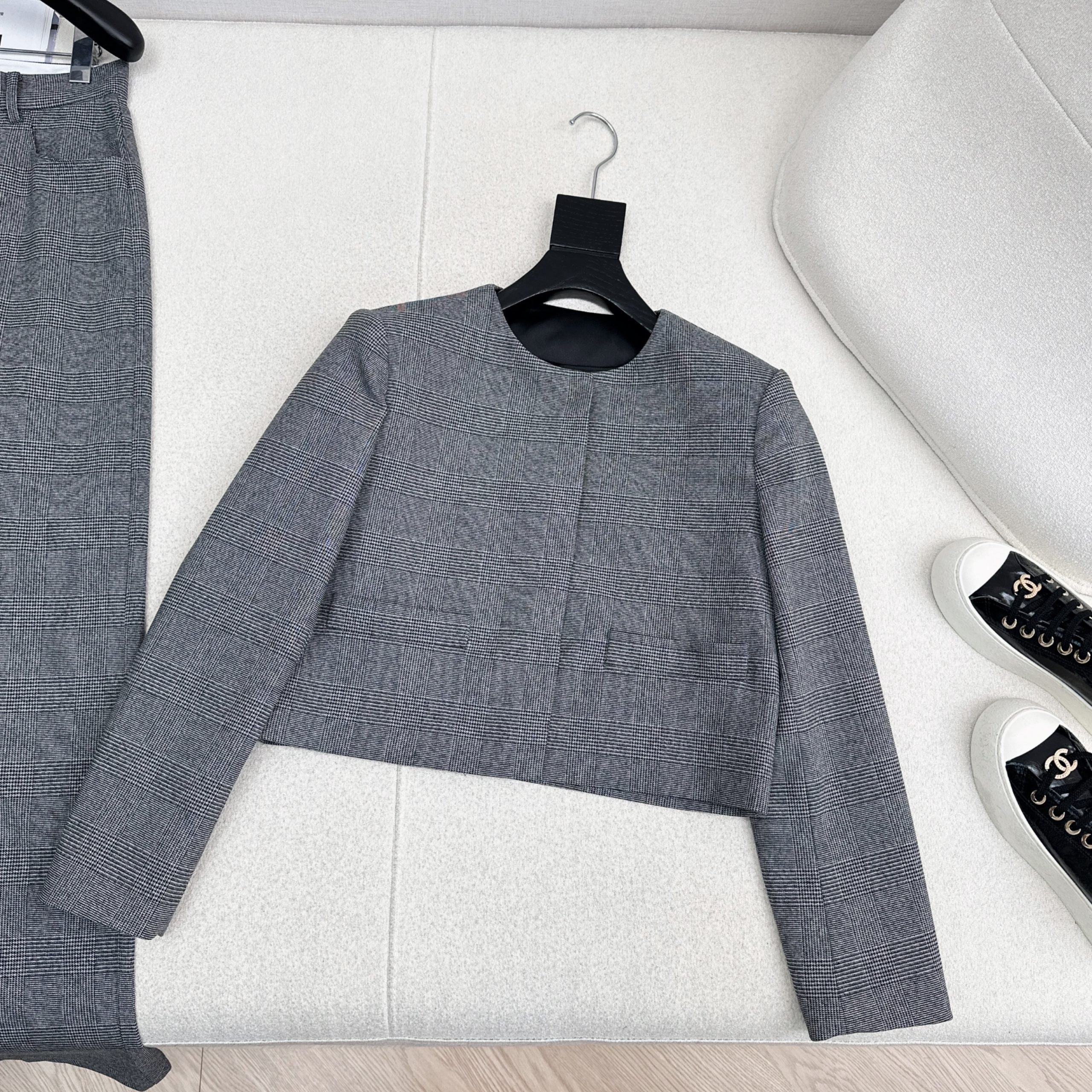 新作続々入荷中! 女性プラダ 上下服 セットアップ