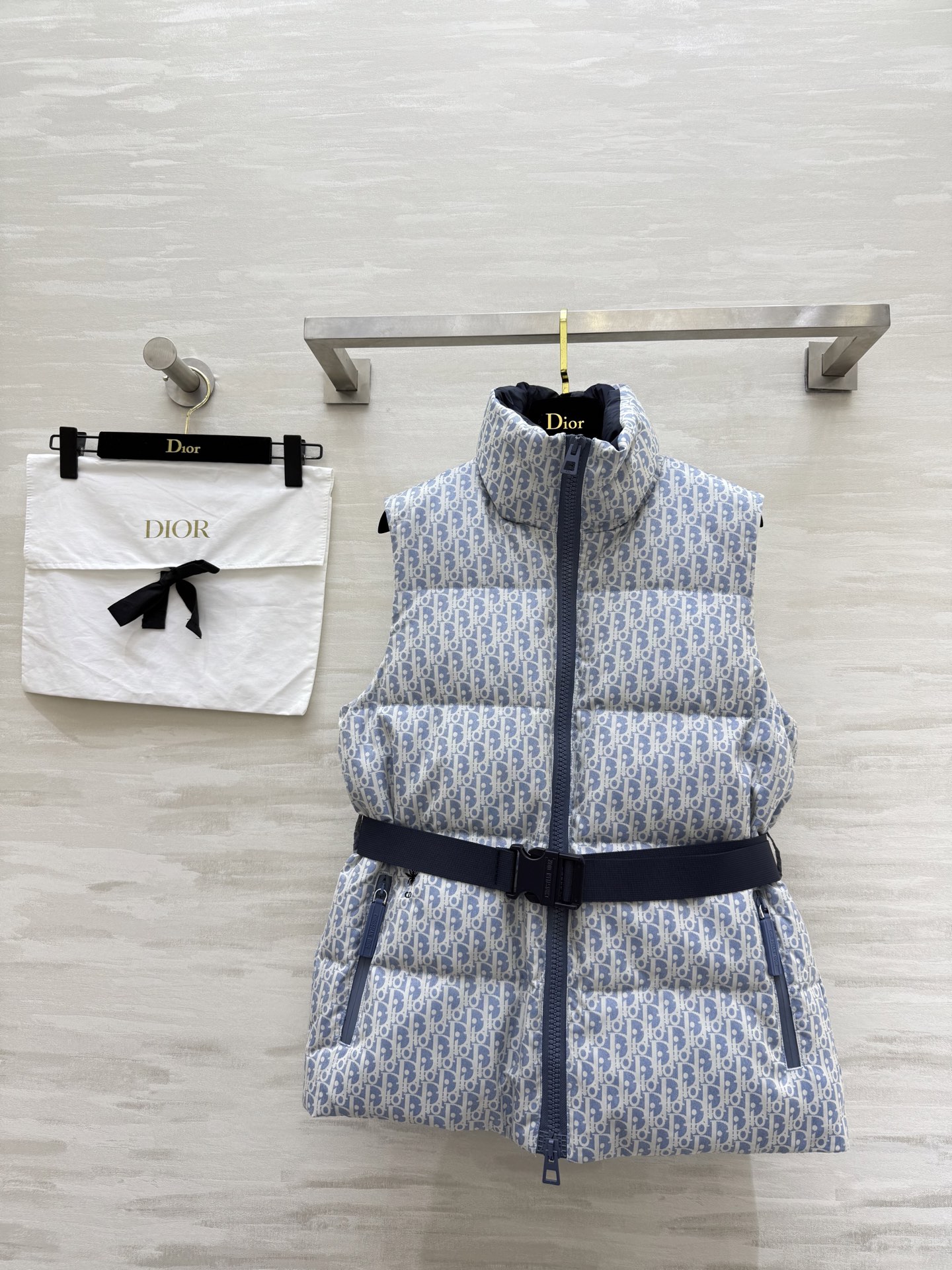 25SS秋冬 レディース服 クリスチャンディオール アウター ダウンベスト