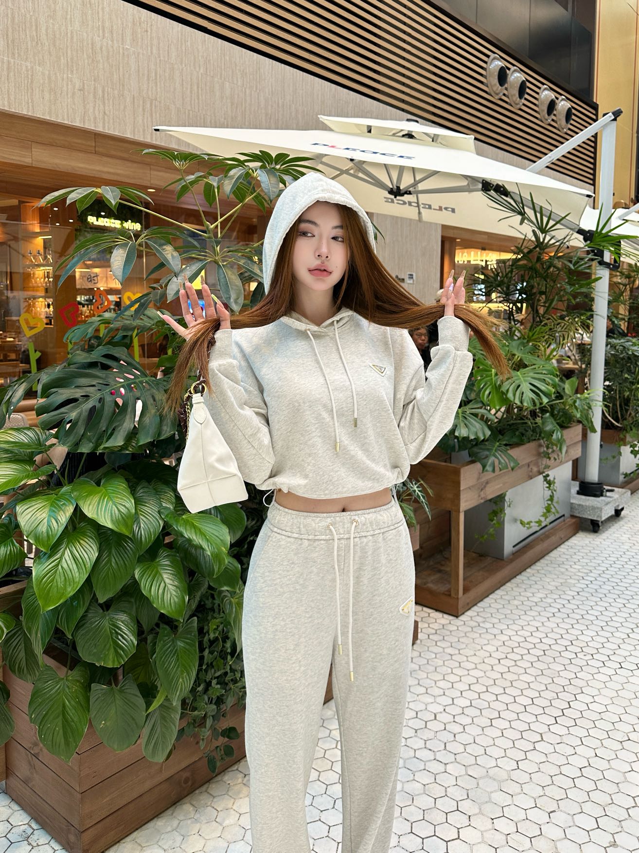 新作続々入荷中! 女性プラダ 上下服 セットアップ