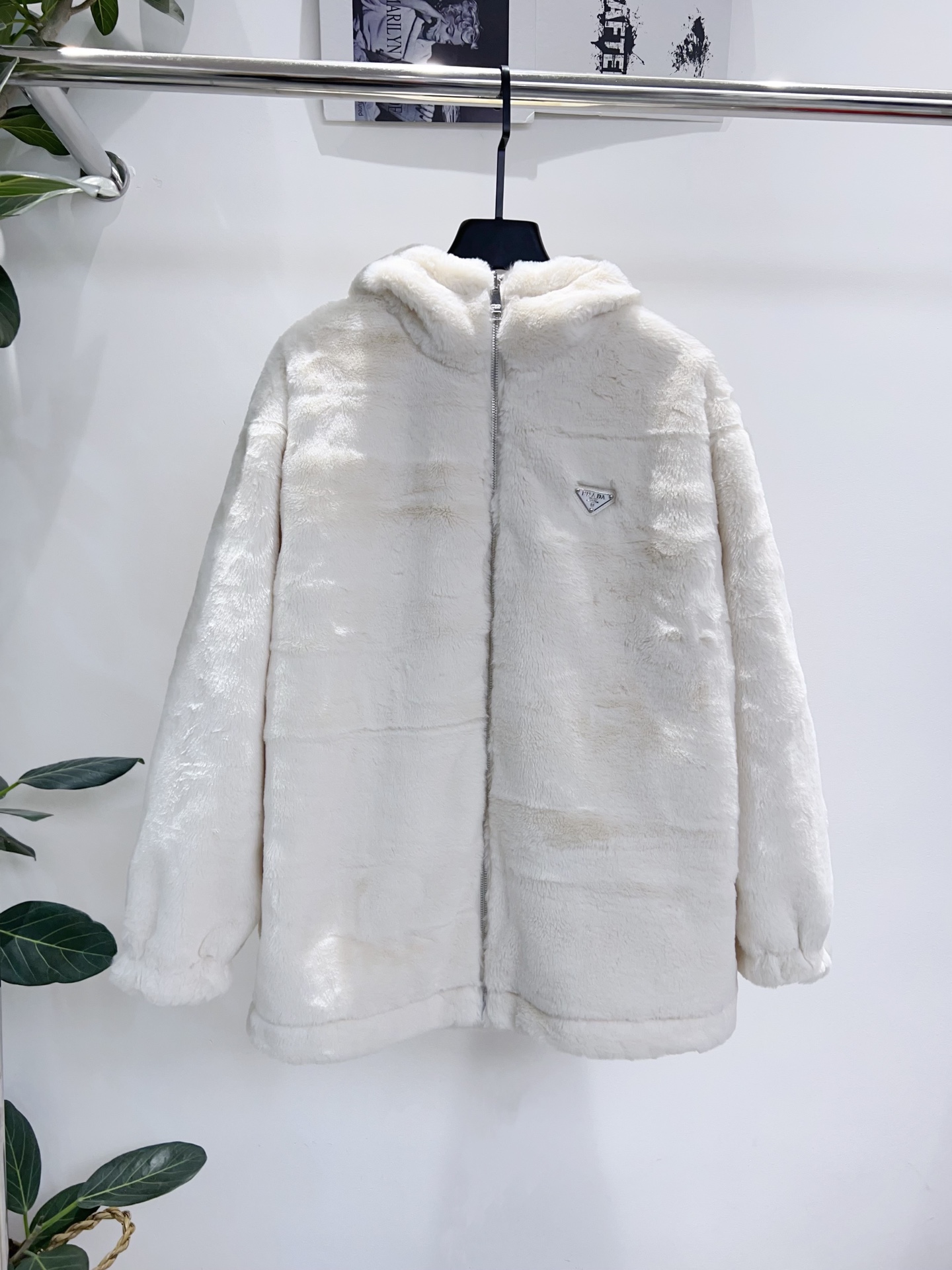 新作続々入荷中! 女性プラダ セーター トップス