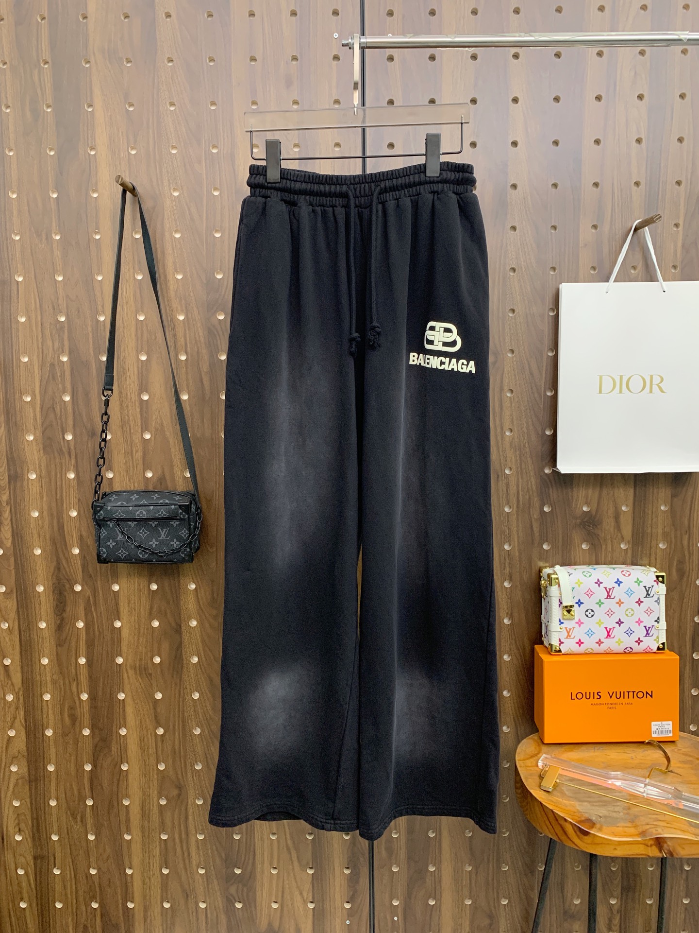 25SS秋冬パンツ バレンシアガ カジュアルパンツ