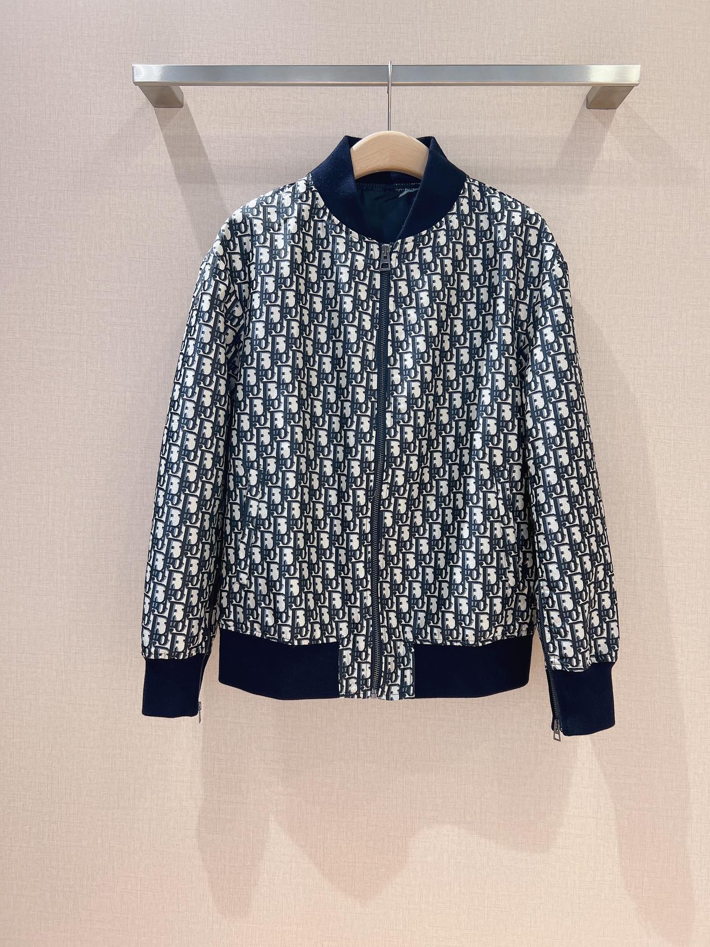 25SS秋冬 レディース服 クリスチャンディオール トップス/アウター