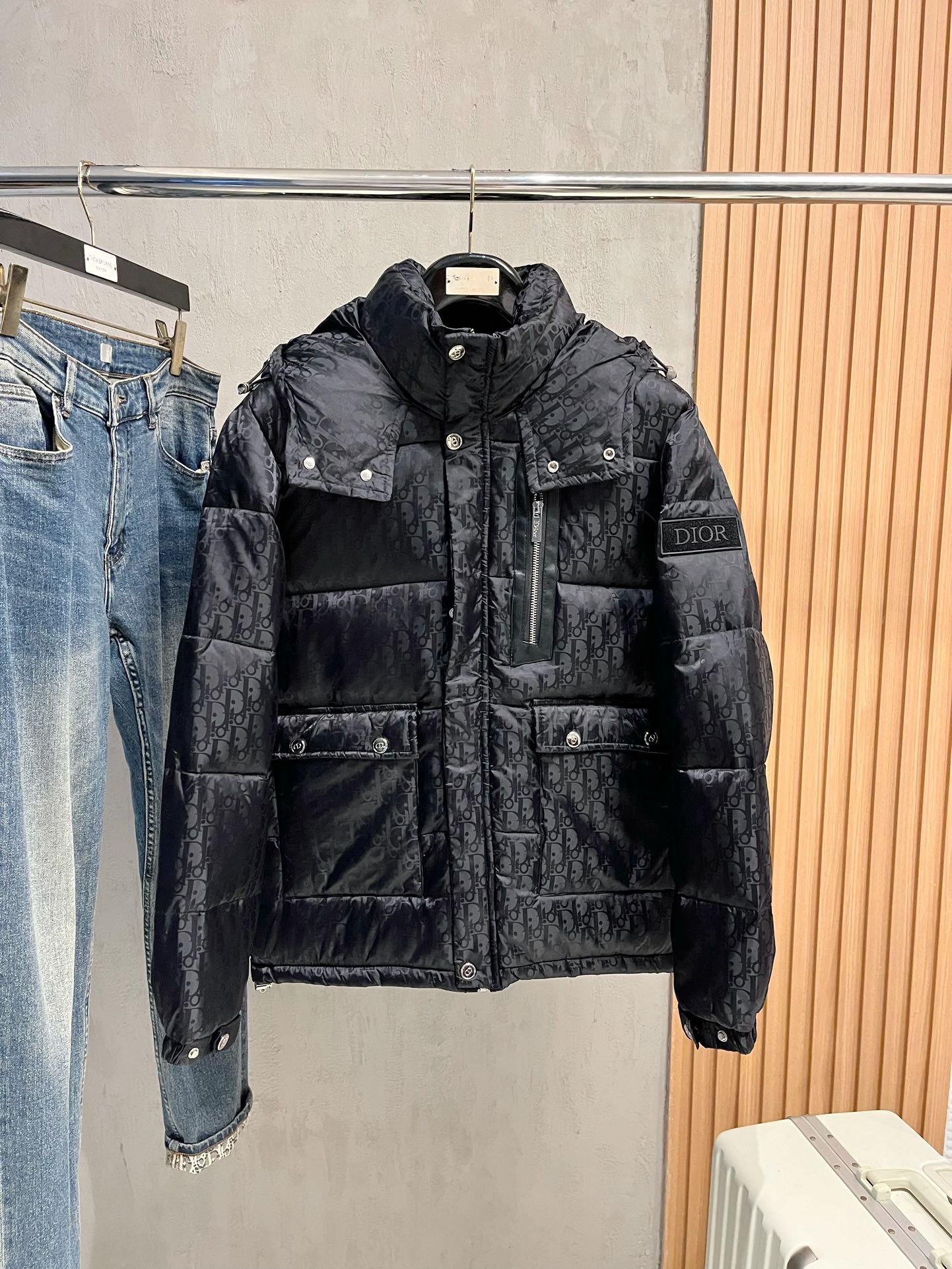 秋冬暖かい服 クリスチャンディオール ダウンジャケット アウター 恋人