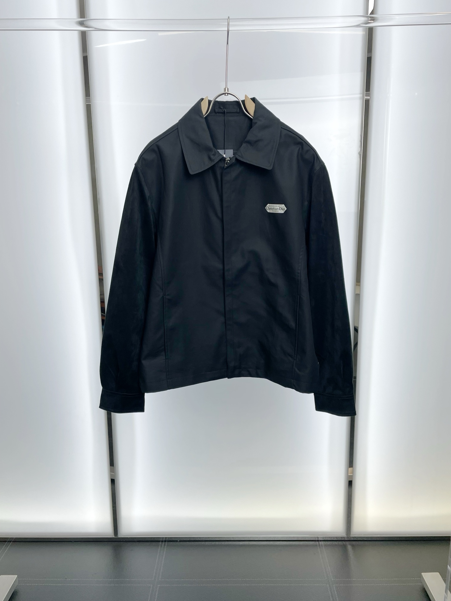 今季の秋冬暖かい服 クリスチャンディオール アウター/トレンチコート