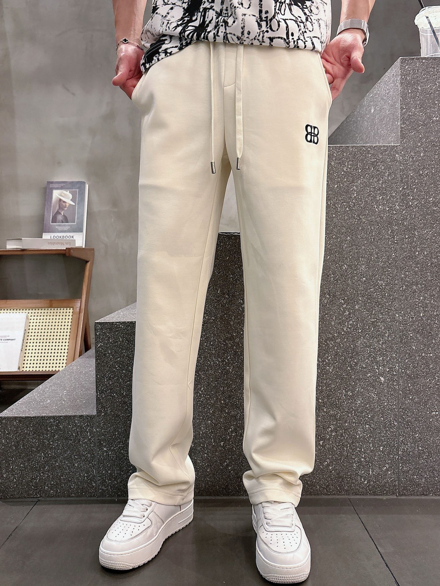 25SS秋冬パンツ バレンシアガ カジュアルパンツ