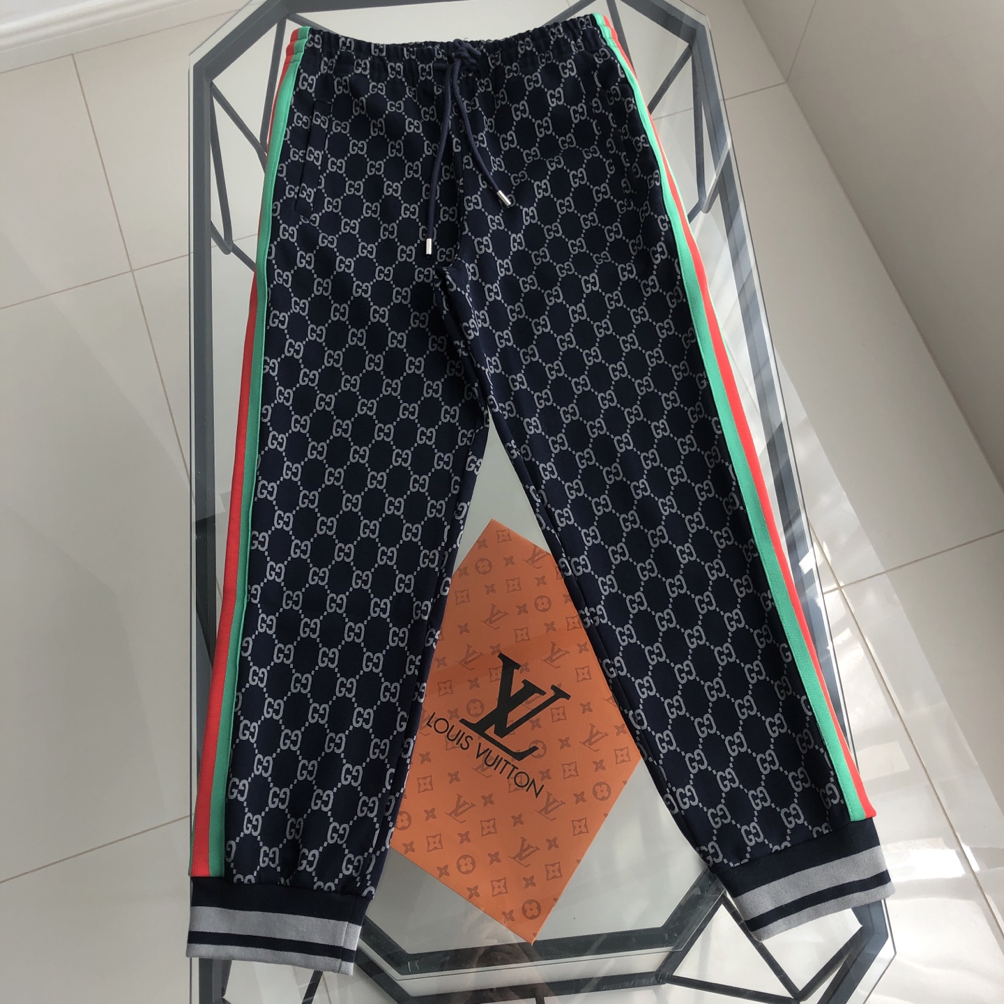 特別価格★25SS秋冬パンツ グッチ カジュアルパンツ