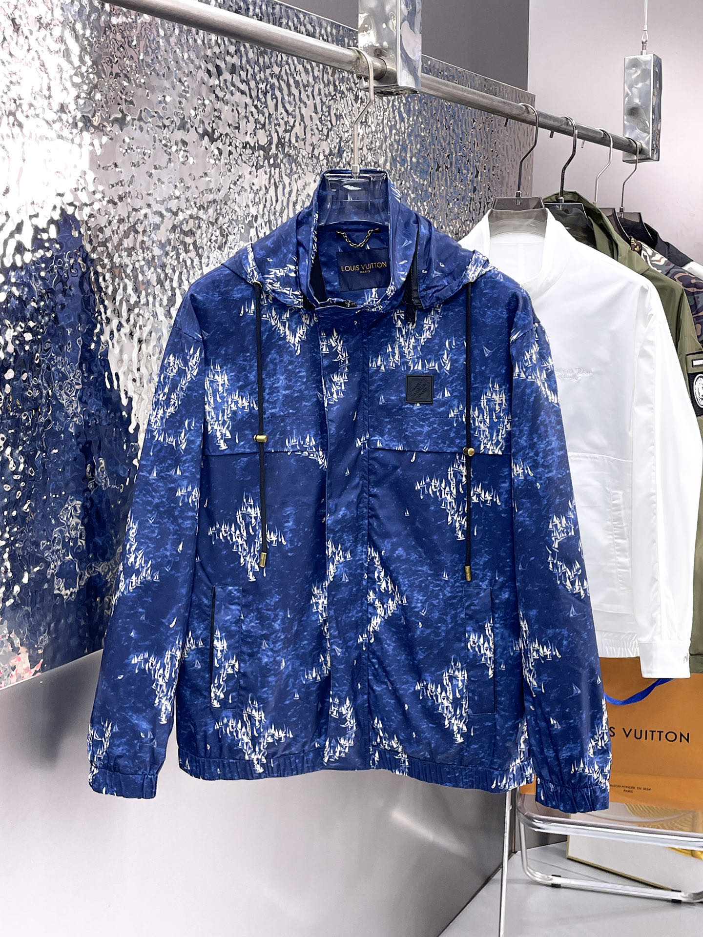秋冬暖かい服 ルイヴィトン アウター/トレンチコート