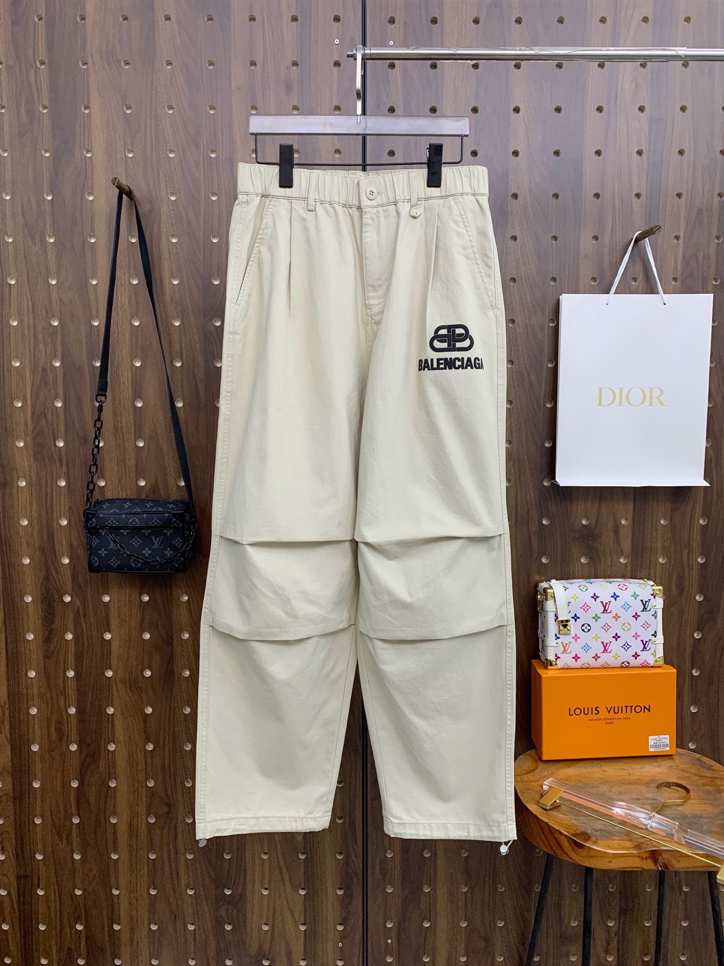 25SS秋冬パンツ バレンシアガ カジュアルパンツ