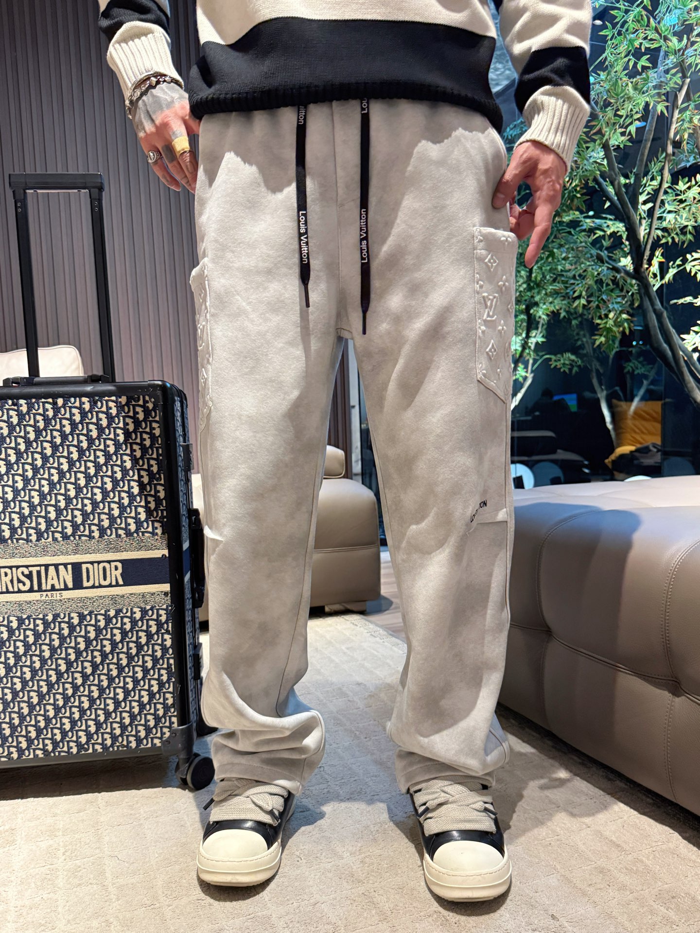 25SS秋冬ズボン ルイヴィトン スウェットパンツ