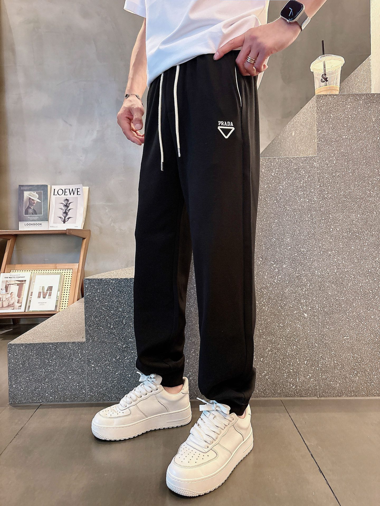 25SS秋冬パンツ 人気プラダ スウェットパンツ