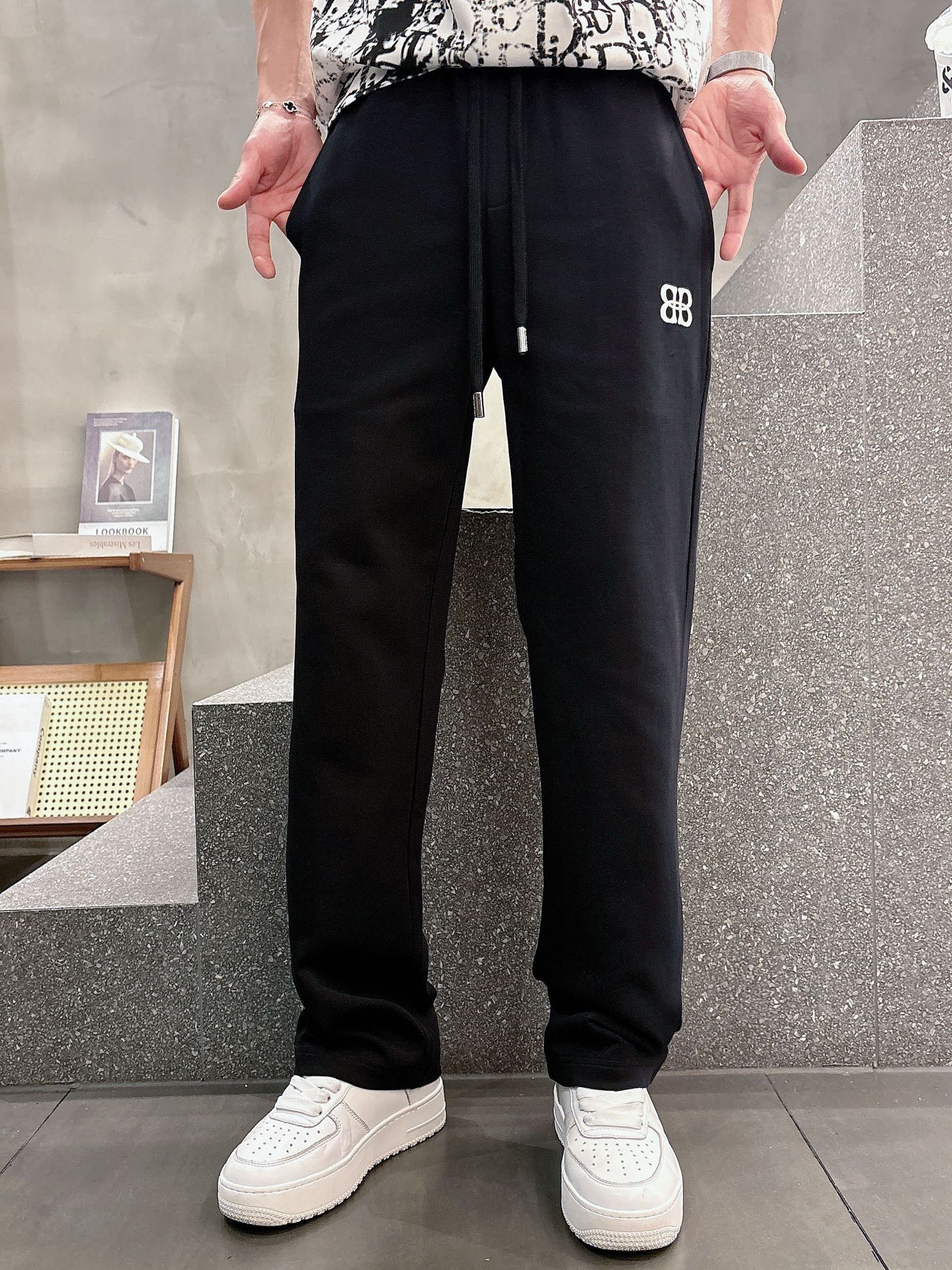 25SS秋冬パンツ バレンシアガ カジュアルパンツ