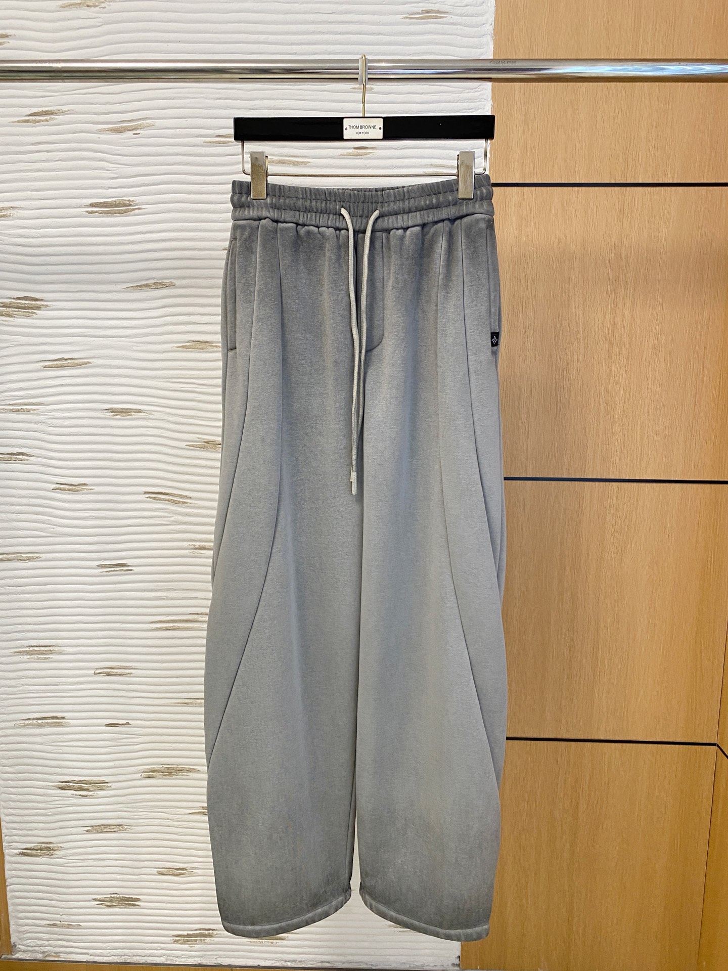 25SS秋冬ズボン ルイヴィトン スウェットパンツ