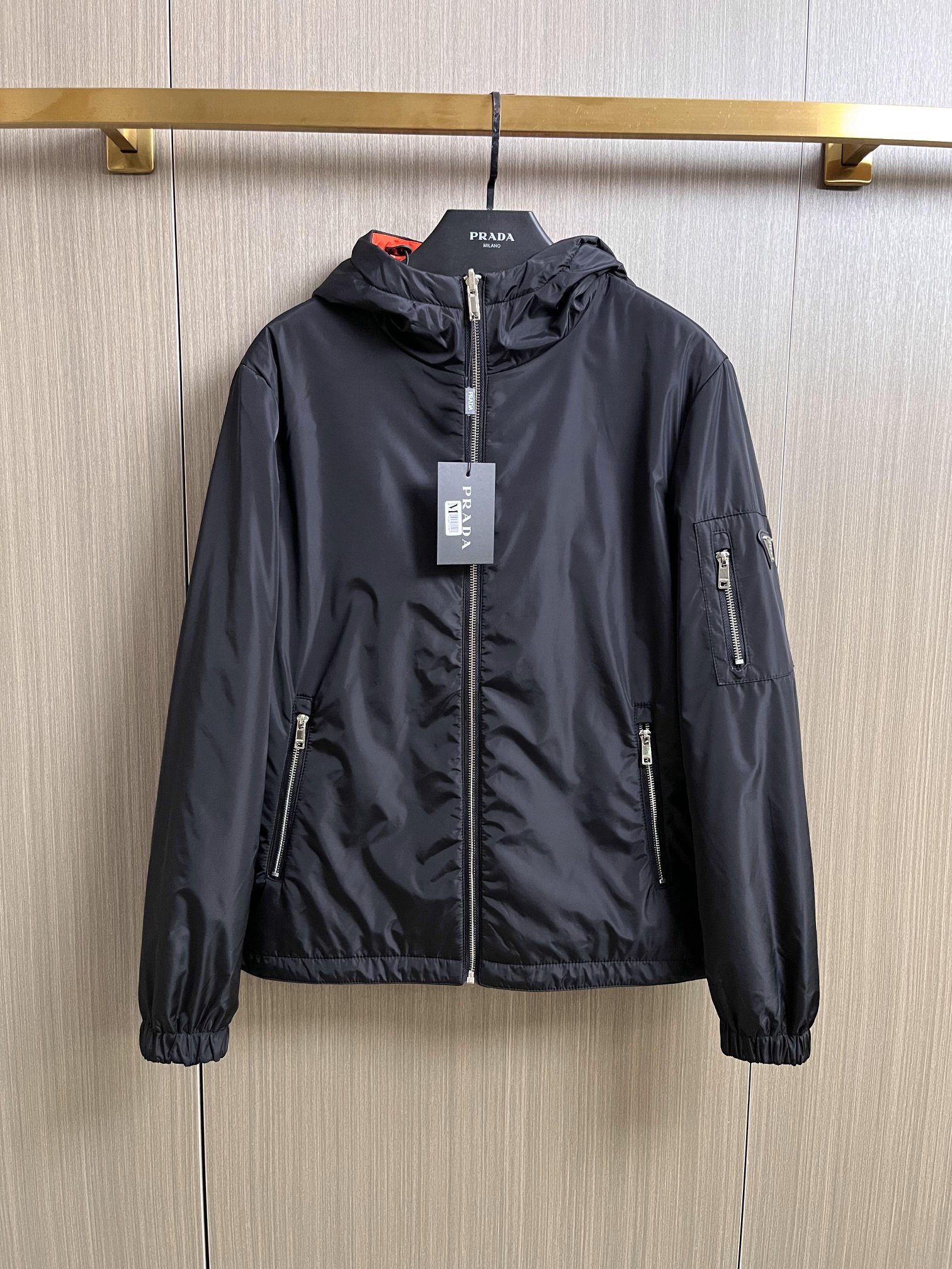 秋冬暖かい服 プラダ 綿入れ ジャケット アウター
