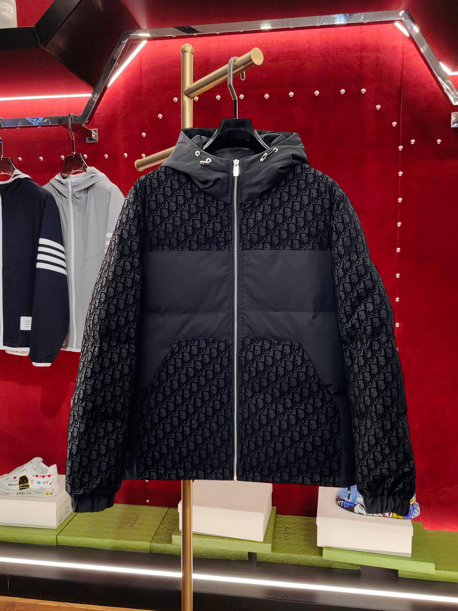 秋冬暖かい服 クリスチャンディオール ダウンジャケット アウター
