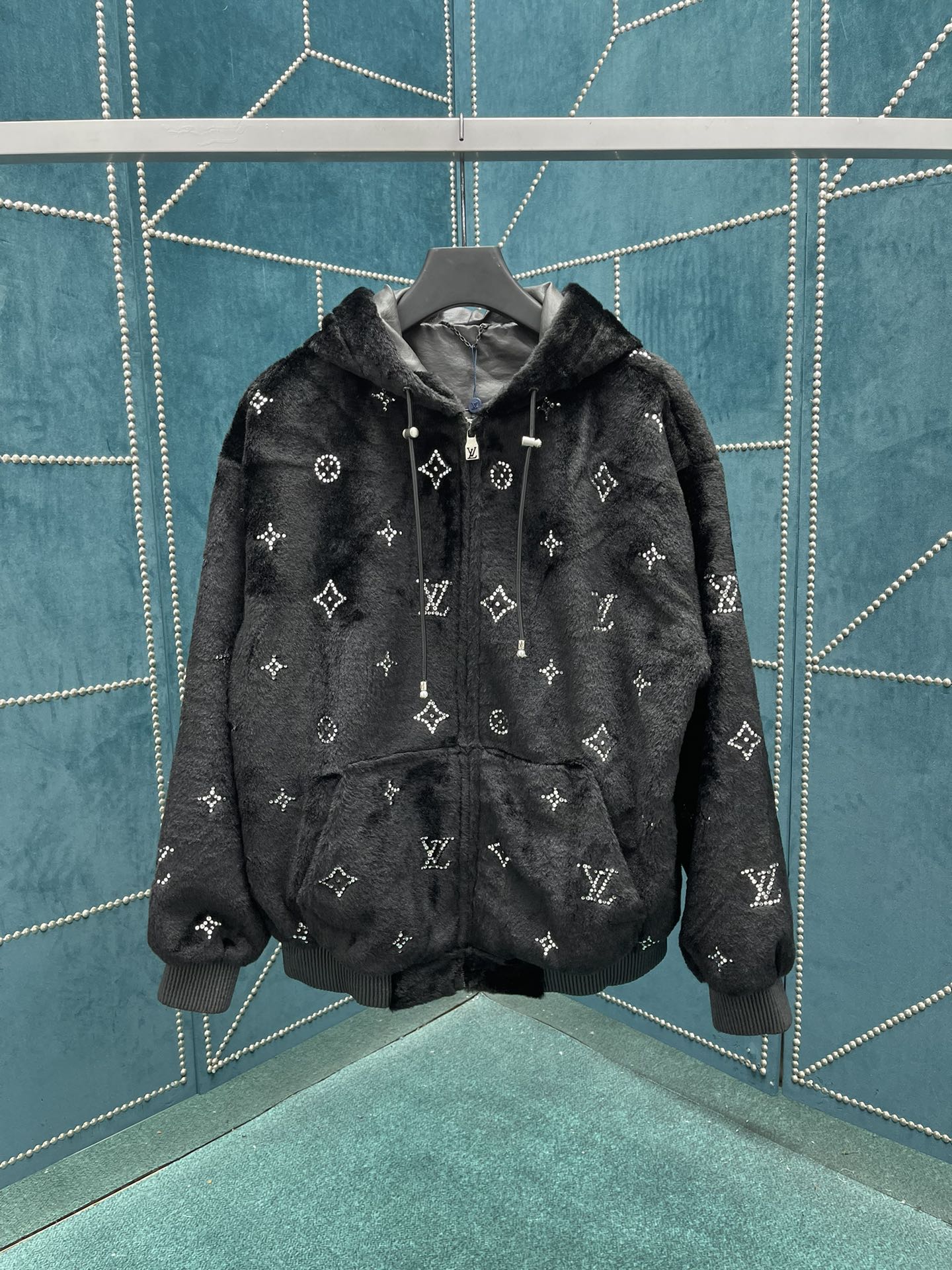 ブランド通販 秋冬服 ルイヴィトン トップス/アウター