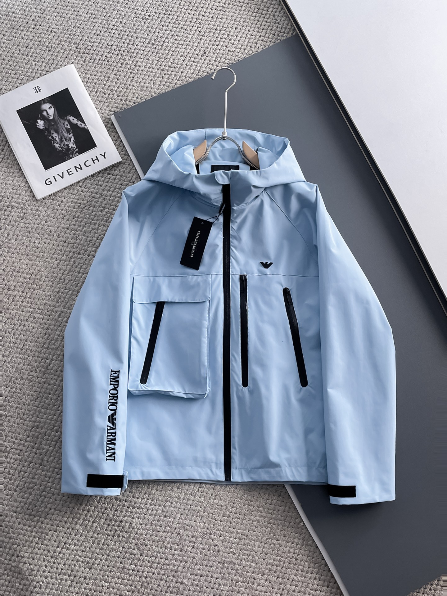 25秋冬服 アルマーニ アウター/ジャケット オンライン通販