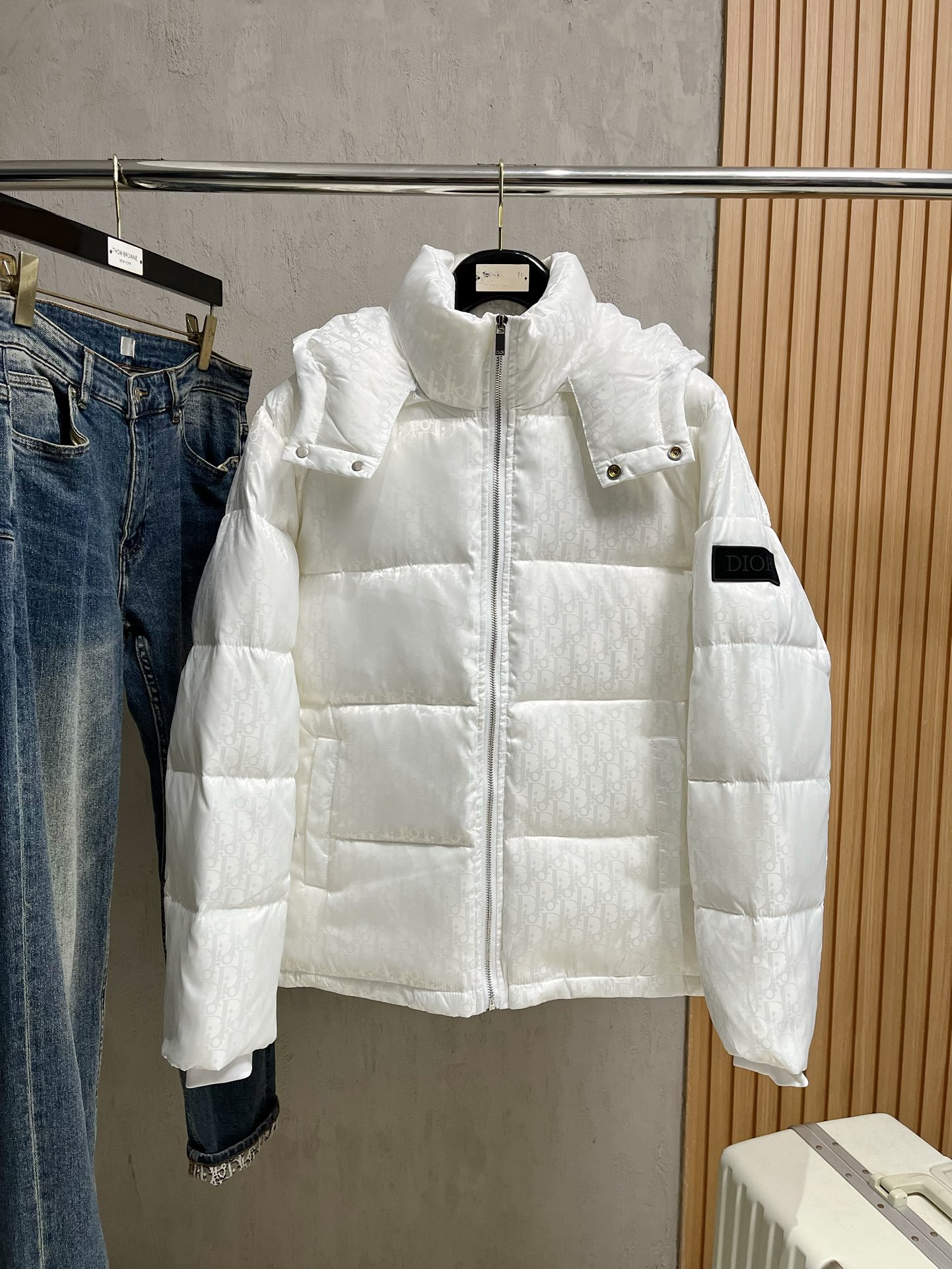秋冬暖かい服 クリスチャンディオール ダウンジャケット アウター 恋人