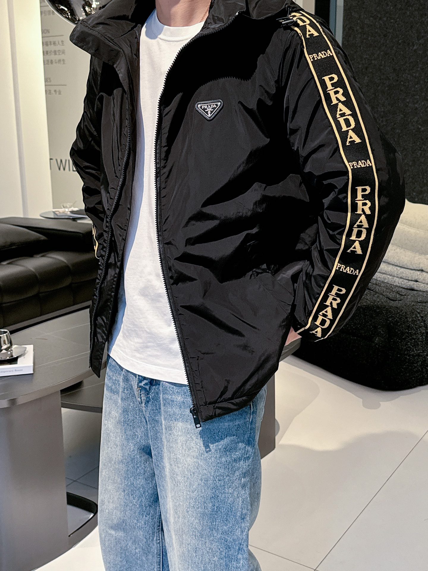 25秋冬新しいデザイン 服 プラダ ダウンジャケット メンズ