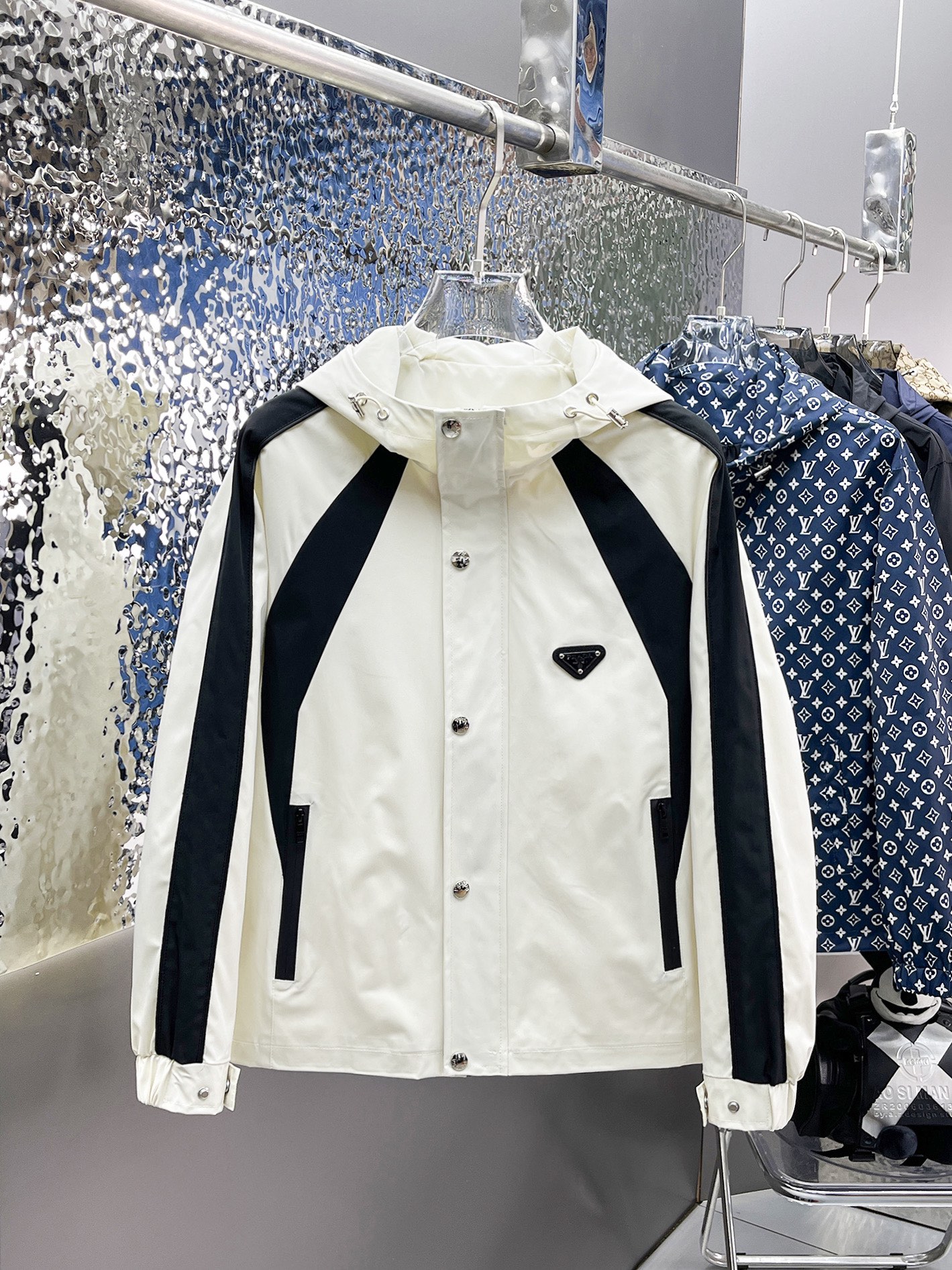 ブランド通販 秋冬服 プラダ アウター/トレンチコート