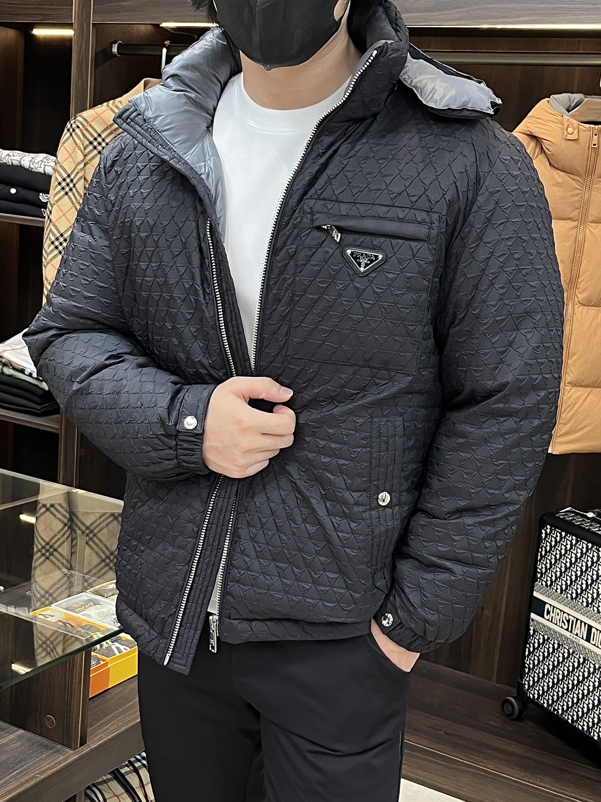 25秋冬新しいデザイン 服 プラダ ダウンジャケット メンズ