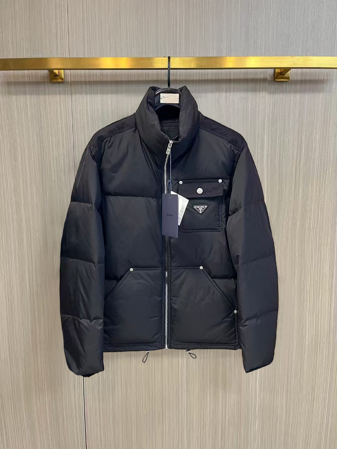 秋冬暖かい服 プラダ 綿入れ ジャケット アウター