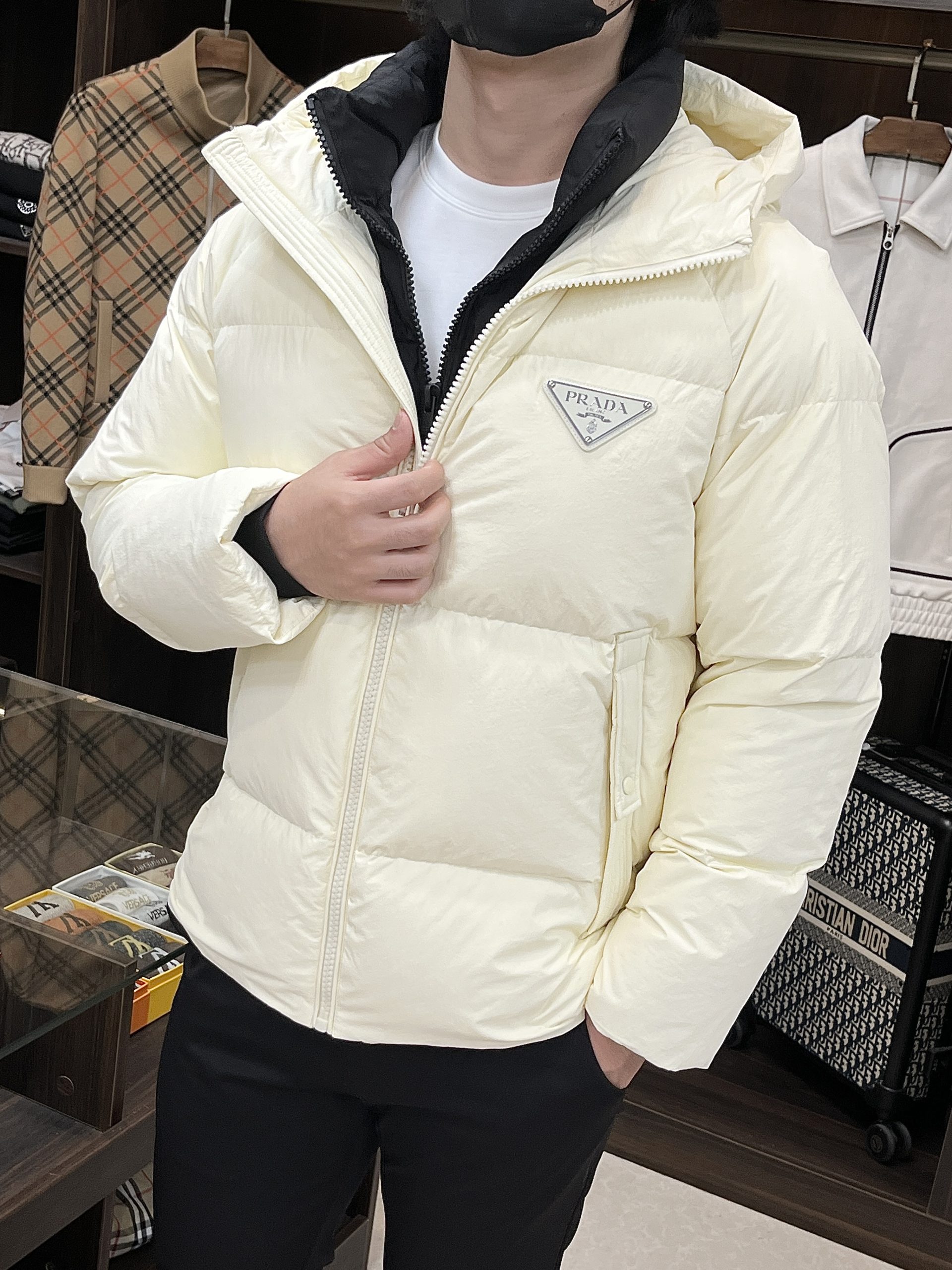 25秋冬新しいデザイン 服 プラダ ダウンジャケット メンズ