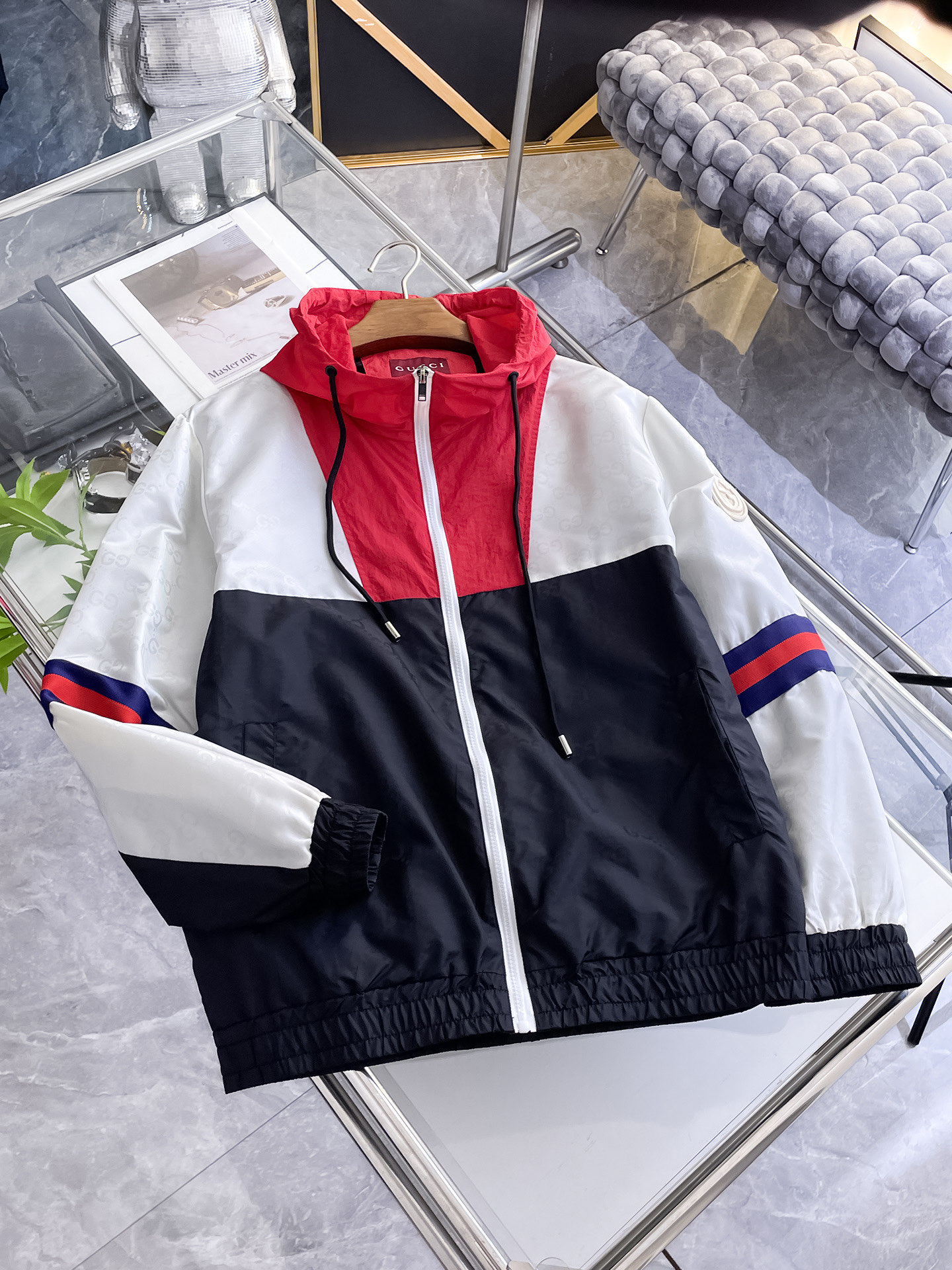 秋冬暖かい服 グッチ アウター/ウェット ジャケット