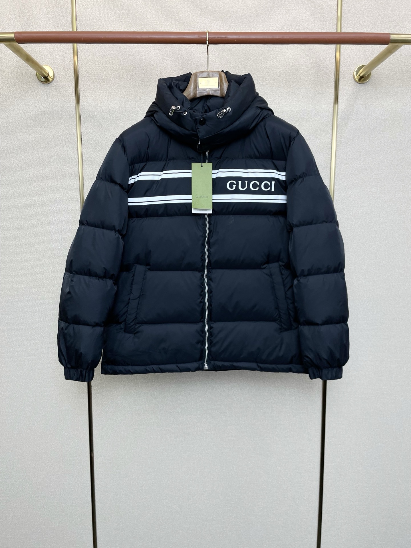 秋冬暖かい服 グッチ ダウンジャケット アウター