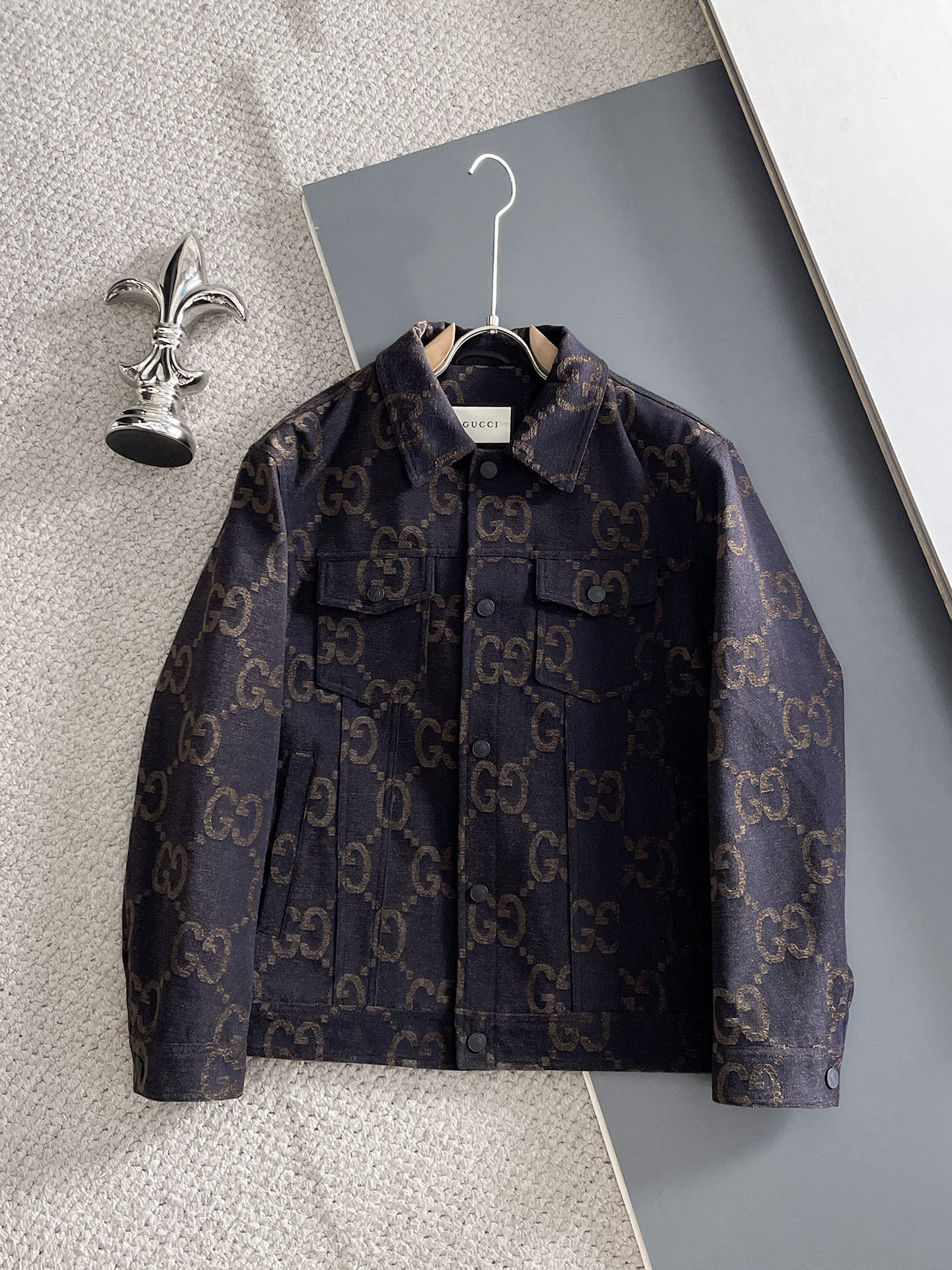 秋冬暖かい服 グッチ 綿入れ ジャケット アウター