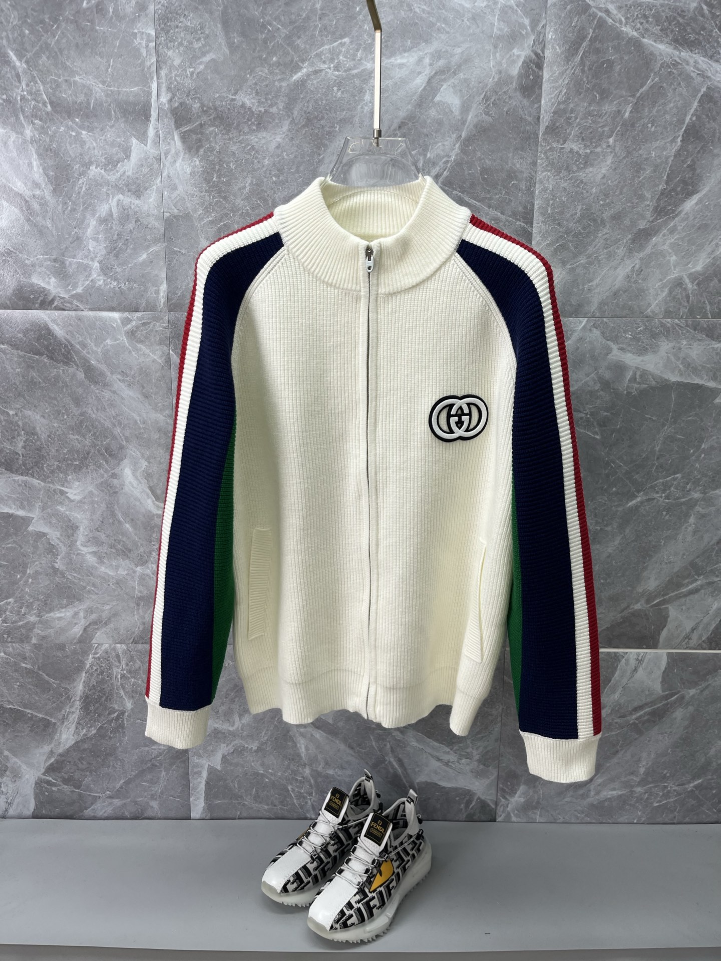 秋冬暖かい服 グッチ カーディガン アウター メンズ