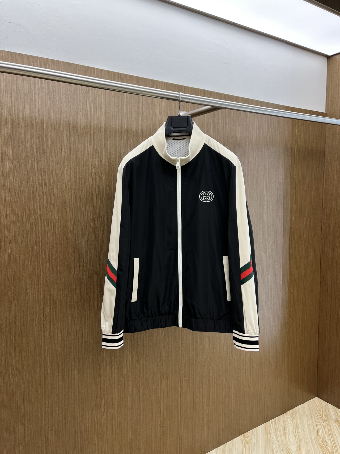 秋冬売れ筋商品 服 グッチ アウター/トレンチコート