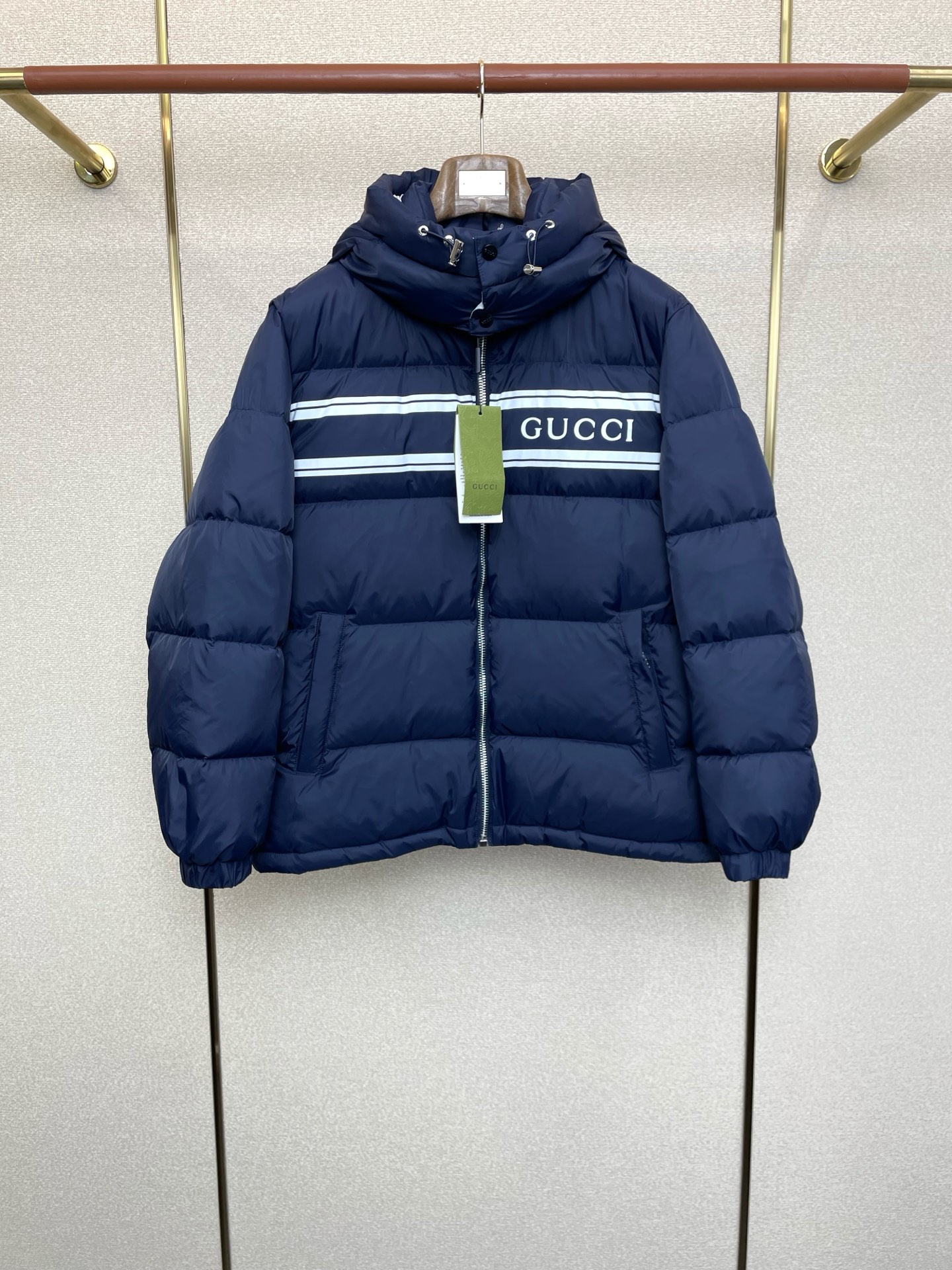 秋冬暖かい服 グッチ ダウンジャケット アウター