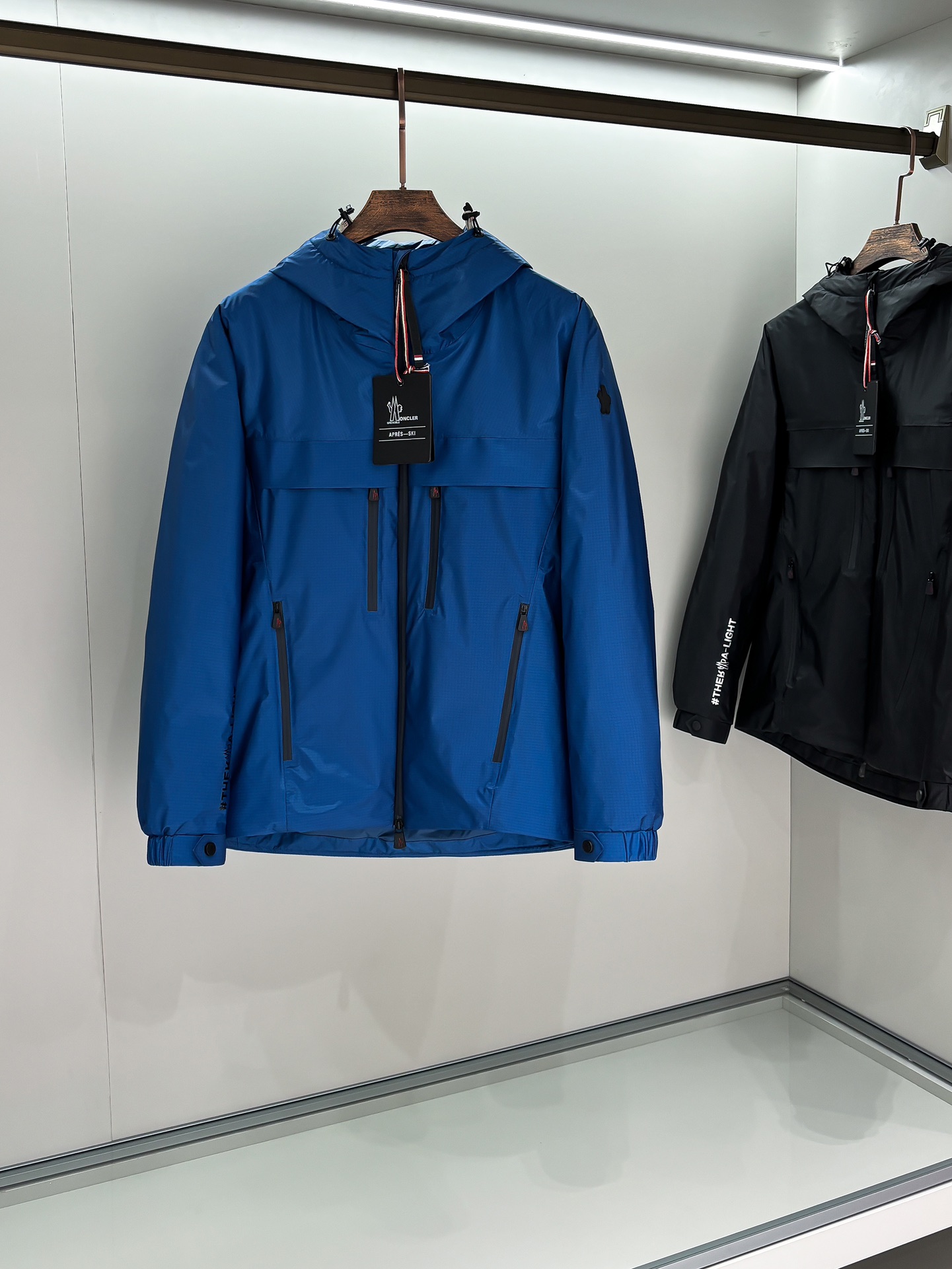 秋冬暖かい服 モンクレール ダウンジャケット アウター