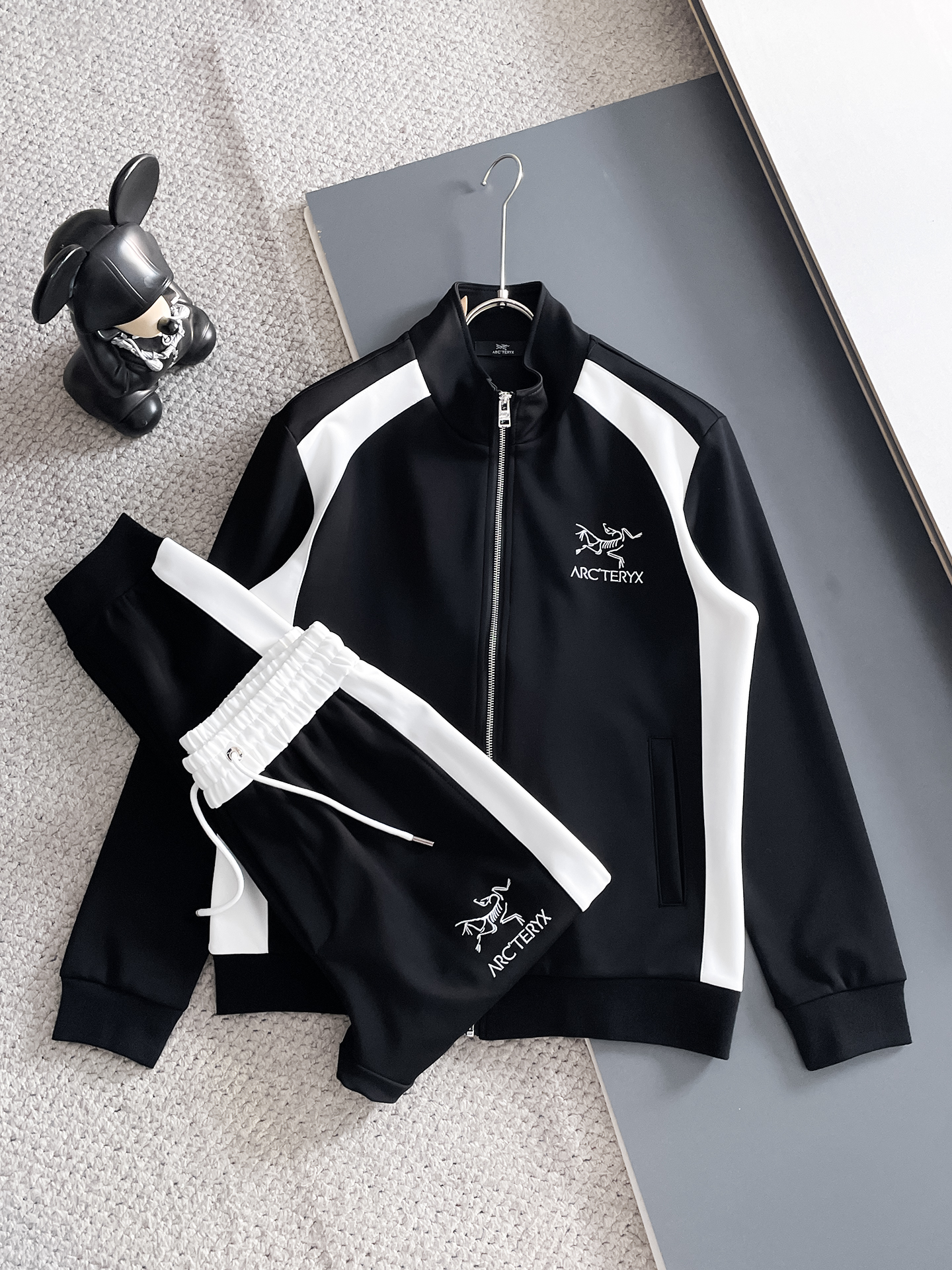 秋冬服 人気商品入荷 アークテリクス スウェット セットアップ? メンズ