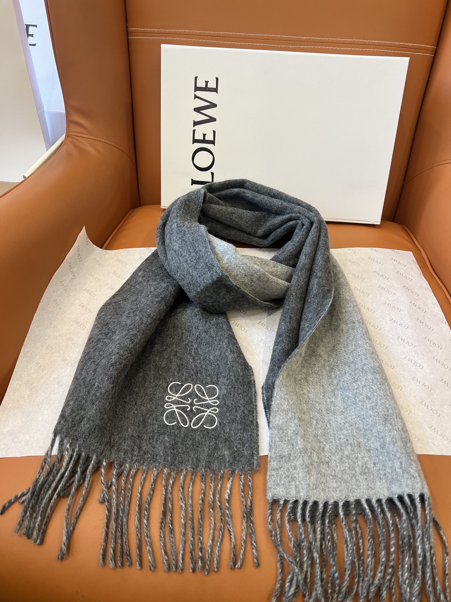 2025秋冬muffler ロエベ マフラー 防寒 大判 ストール