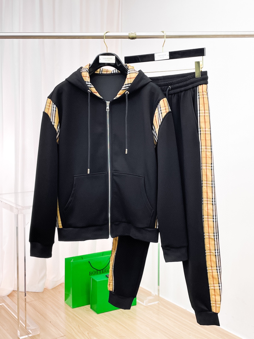 気ランキング第1位 クリスチャンディオール 上下服 セットアップ メンズ