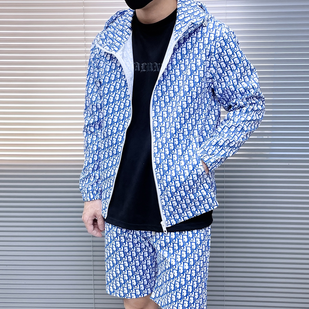 気ランキング第1位 クリスチャンディオール 上下服 セットアップ  メンズ