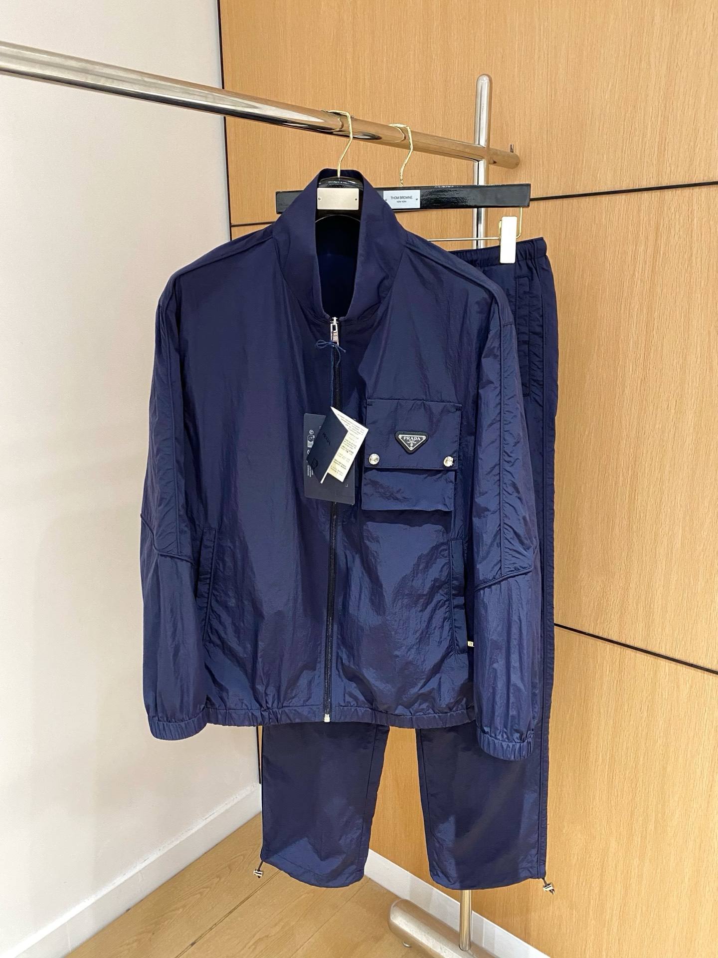 秋冬服 人気商品入荷 プラダ テーラード セットアップ?  メンズ