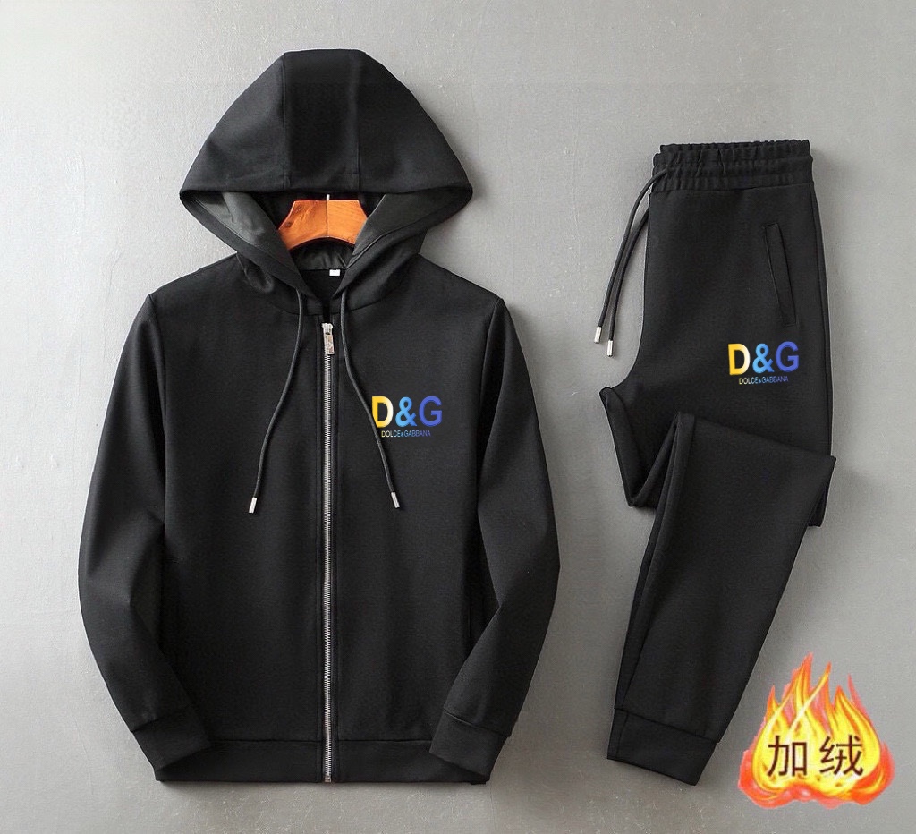 秋冬服 人気商品入荷 ドルチェ&ガッバーナ 上下服 セットアップ? メンズ