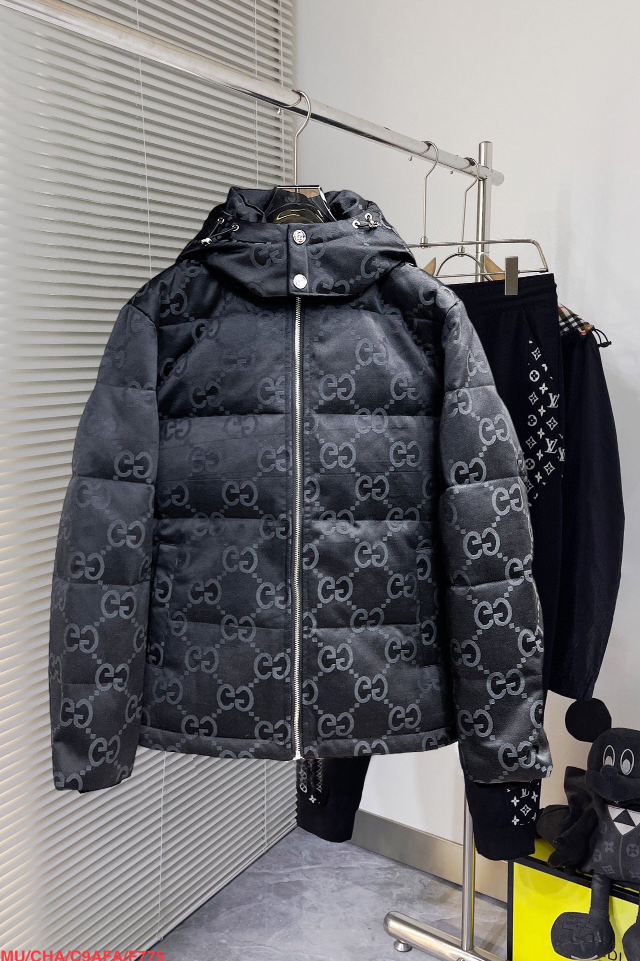 25SS秋冬暖か服 グッチ ダウンジャケット アウター 男女兼着